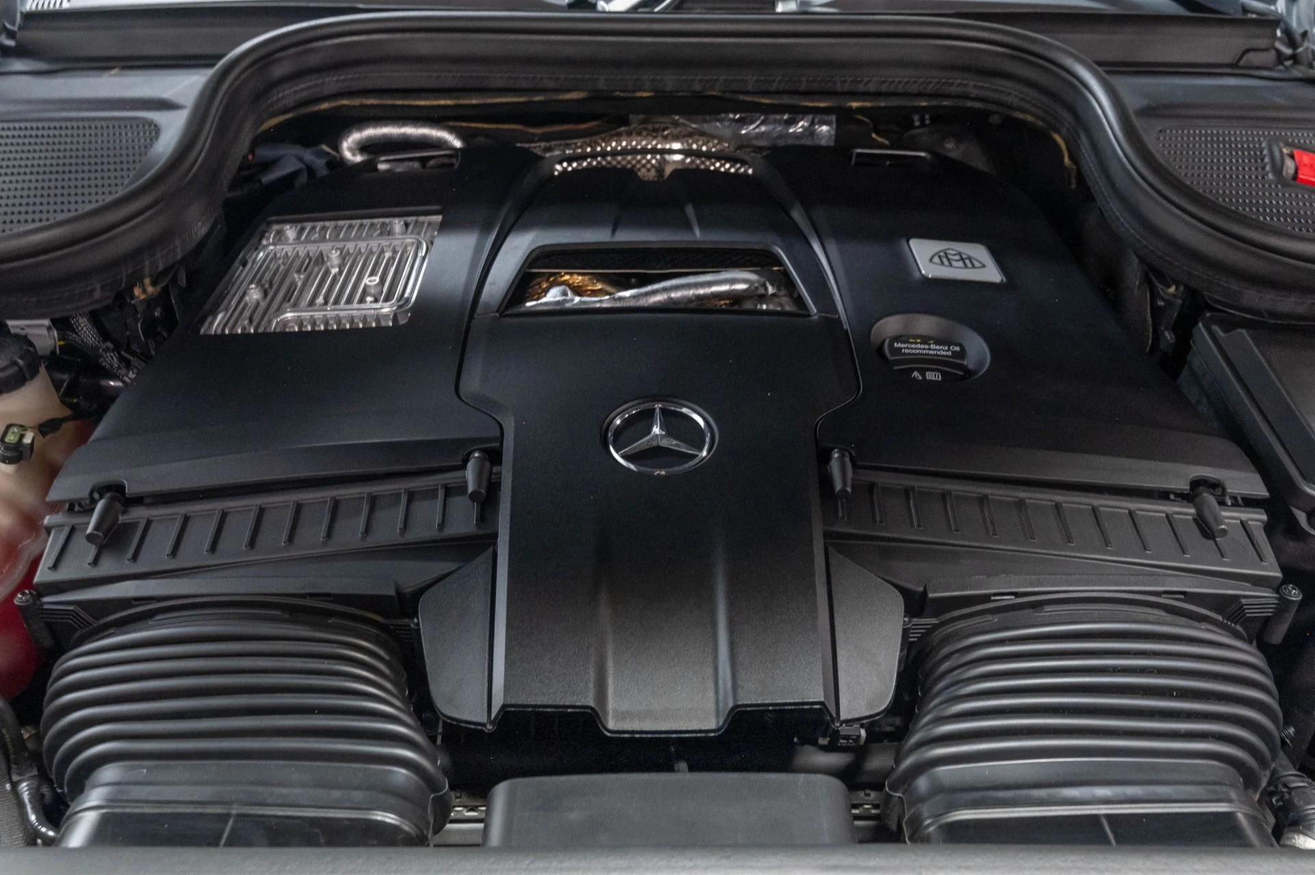 mph076_1089031657_Used_2022_Mercedes_Benz_GLS_Maybach_GLS_600_4_MATIC_1784906738_c0fa110c03