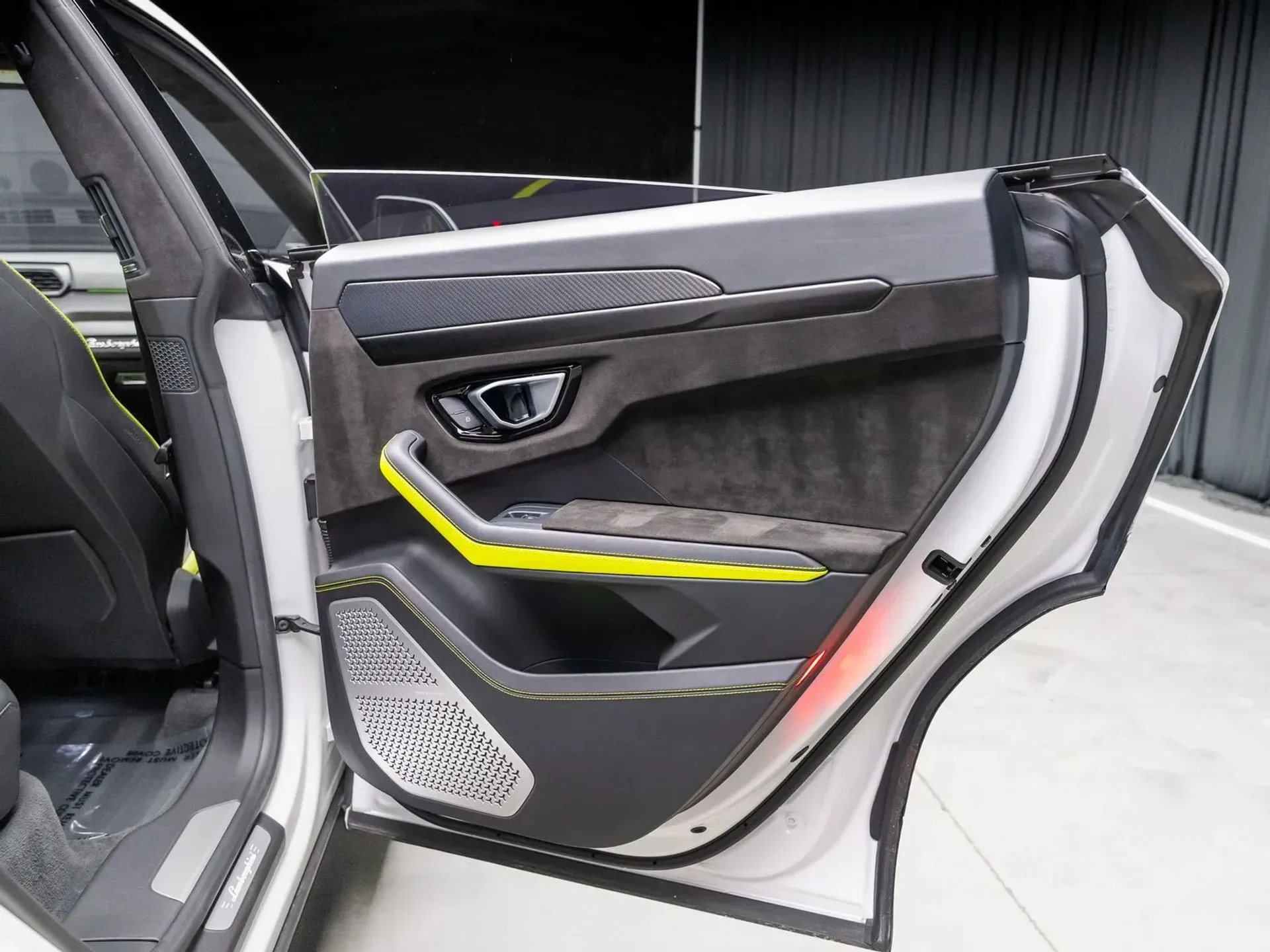 mph076_1091591492_75507d62_2ccd_460e_ae42_68cbcfbeb2eb_aea0b0e370