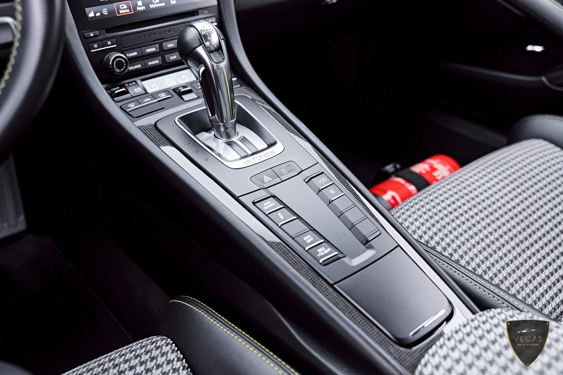 mph076_111272810_Used_2019_Porsche_911_GT_3_RS_1783382412_47c4265ea3