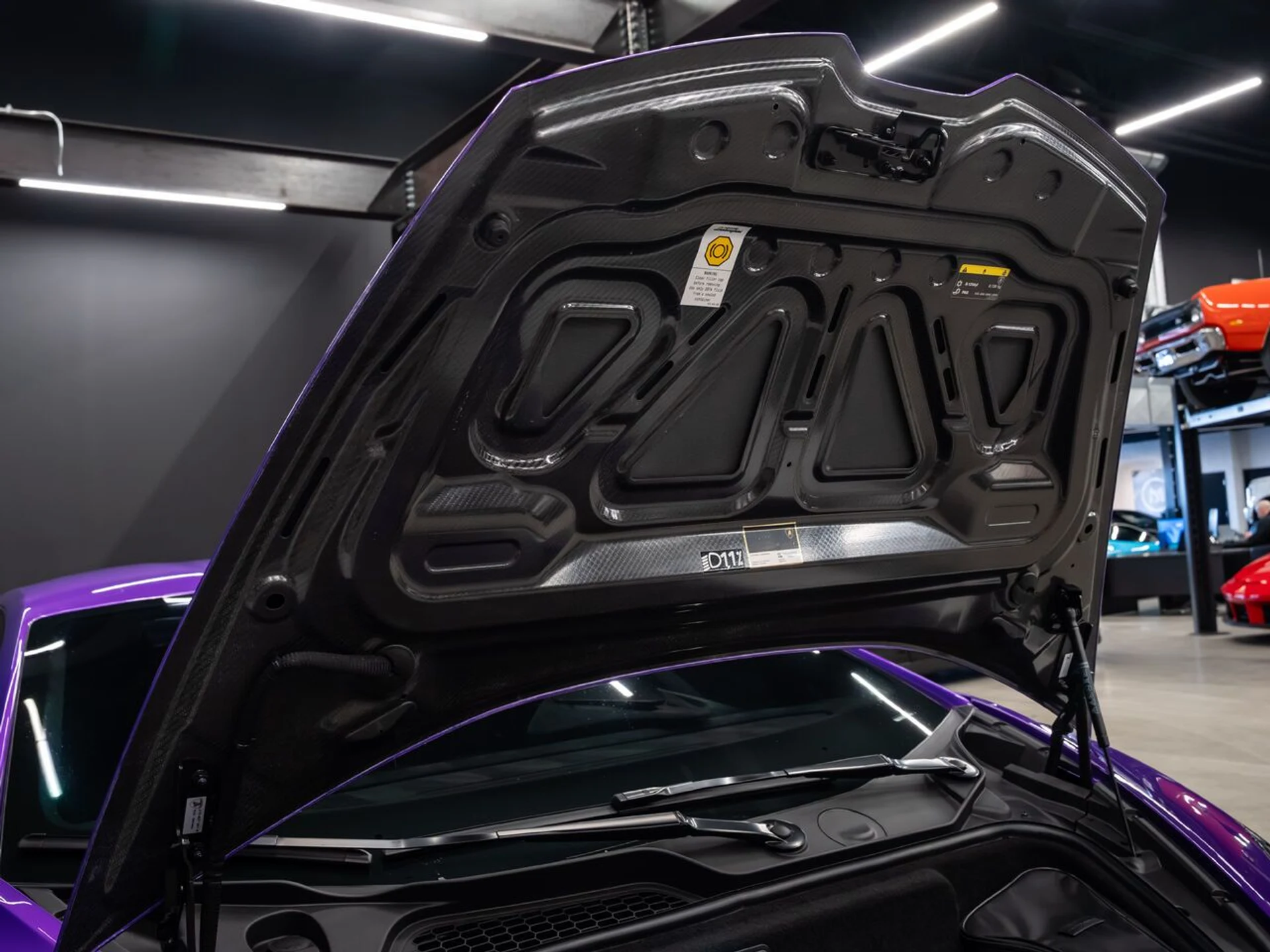mph076_1160753706_lamborghini_huracan_tecnica_2023_7f796f0831