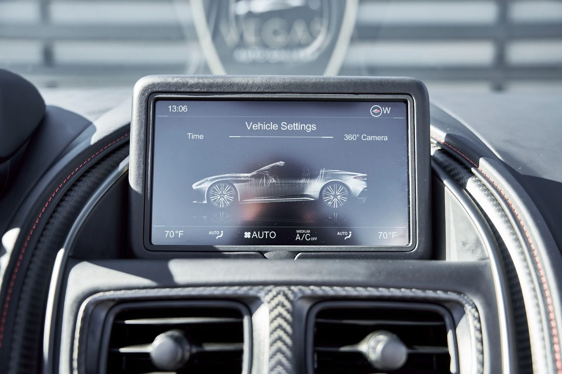 mph076_1189011385_Used_2023_Aston_Martin_DBS_Volante_1768877047_1999153a83