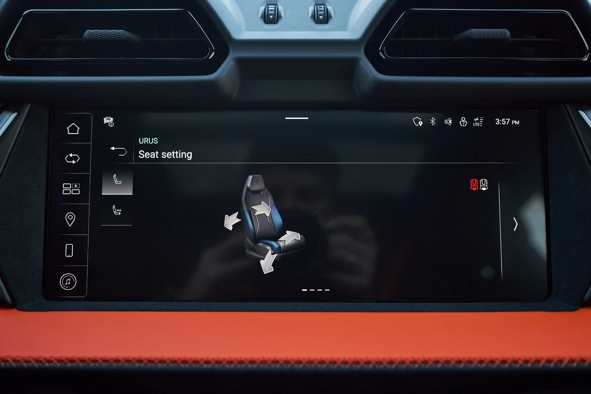 mph076_1193753444_Used_2025_Lamborghini_Urus_SE_1763680399_4738c899be