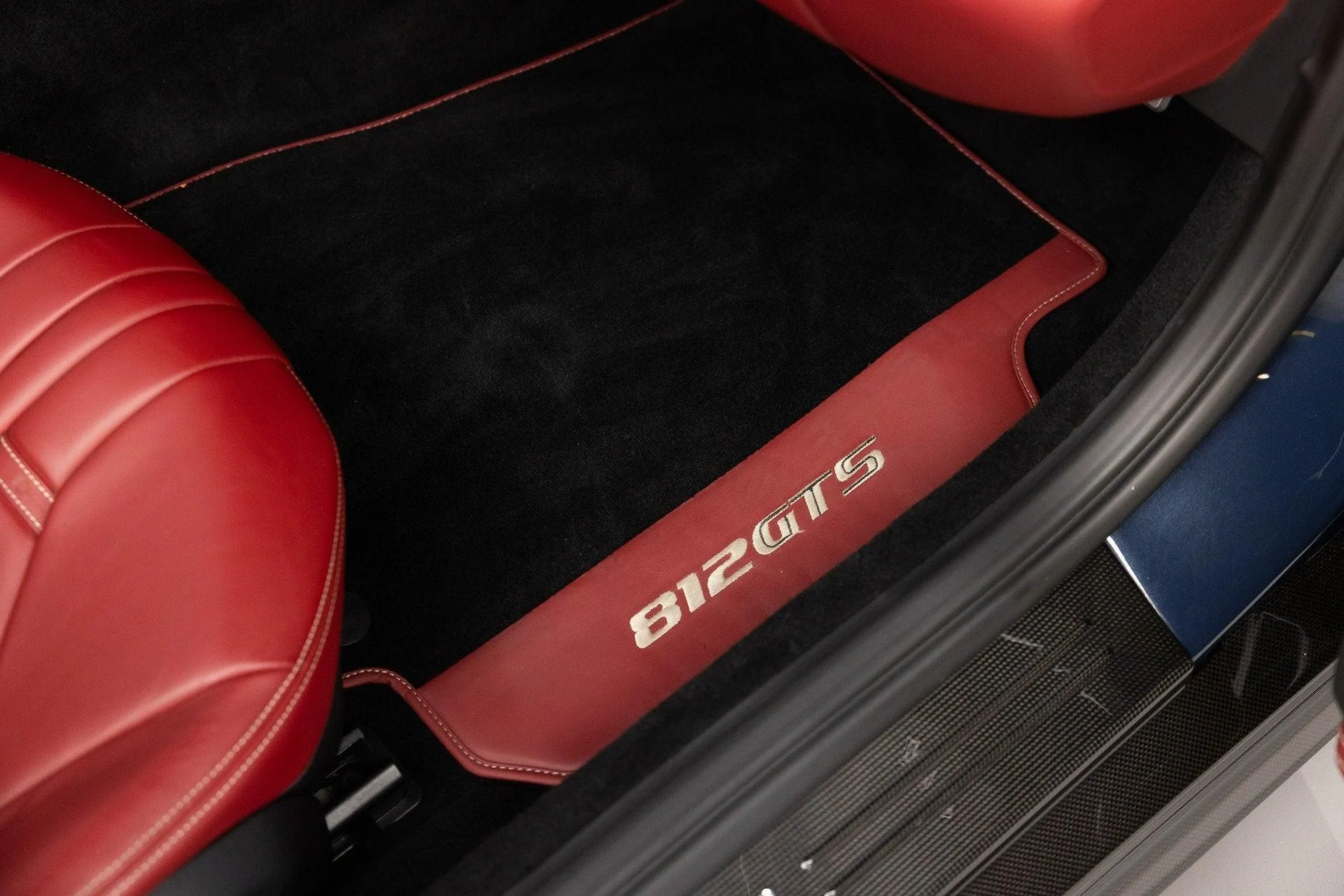 mph076_1281352663_Used_2021_Ferrari_812_GTS_1783777422_b2181a8d68