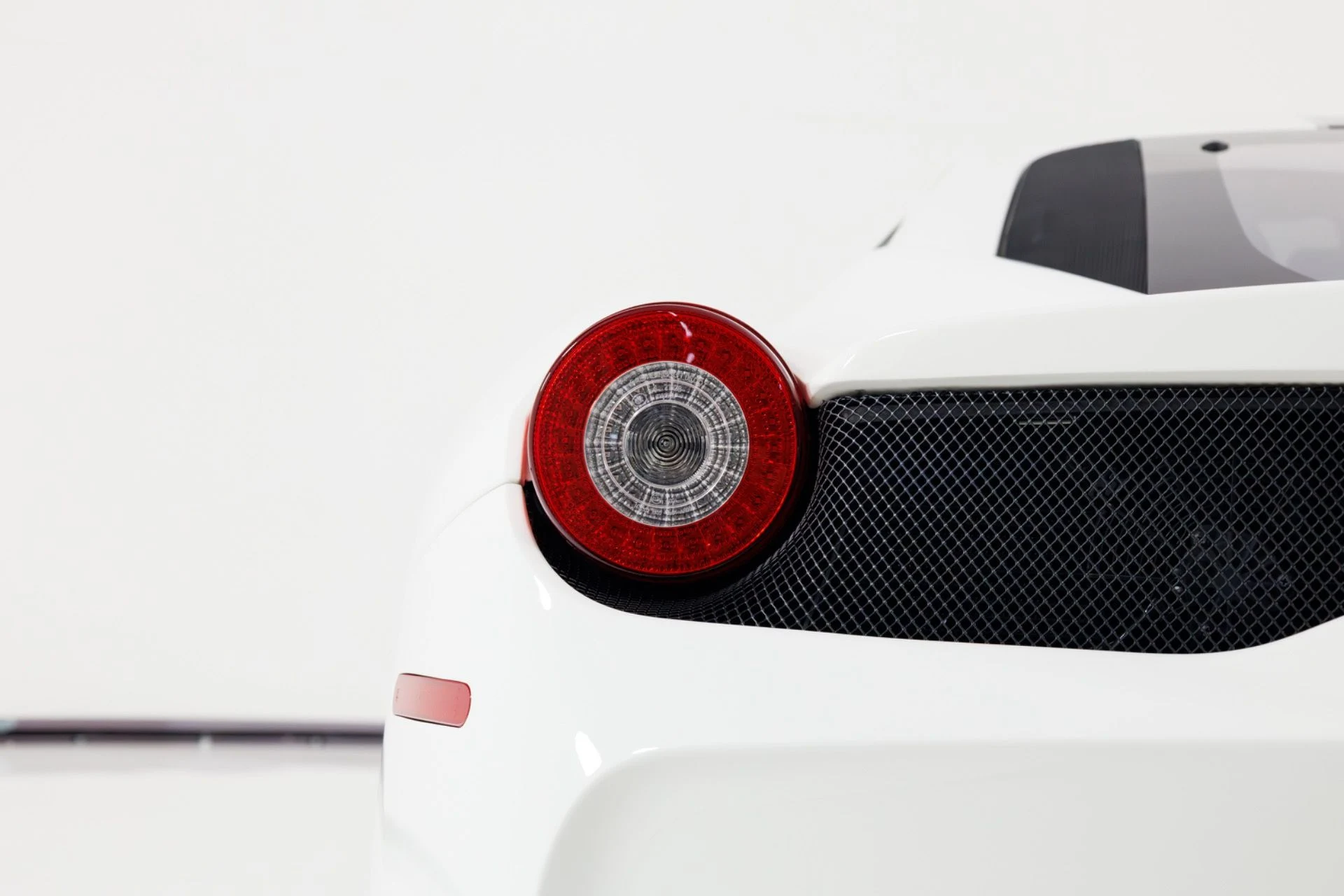 mph076_1297567187_Used_2014_Ferrari_458_Italia_Speciale_1773085161_ef4cf051f2