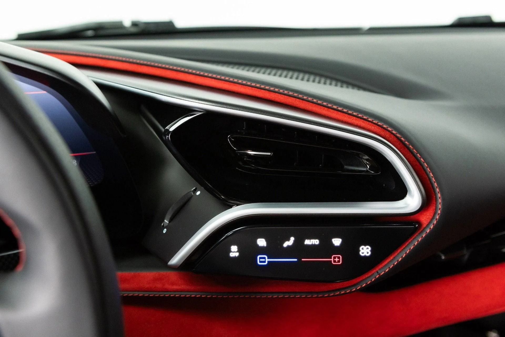 mph076_1424113115_Used_2024_Ferrari_296_GTB_1777368339_d8360c0b96