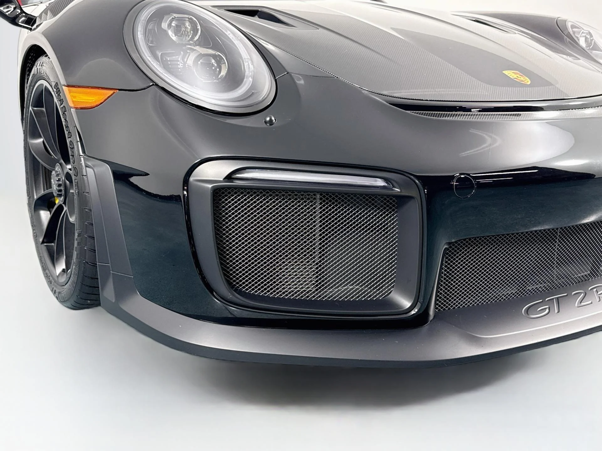 mph076_1428583061_Used_2018_Porsche_911_GT_2_RS_1785886204_1a0339f6f1