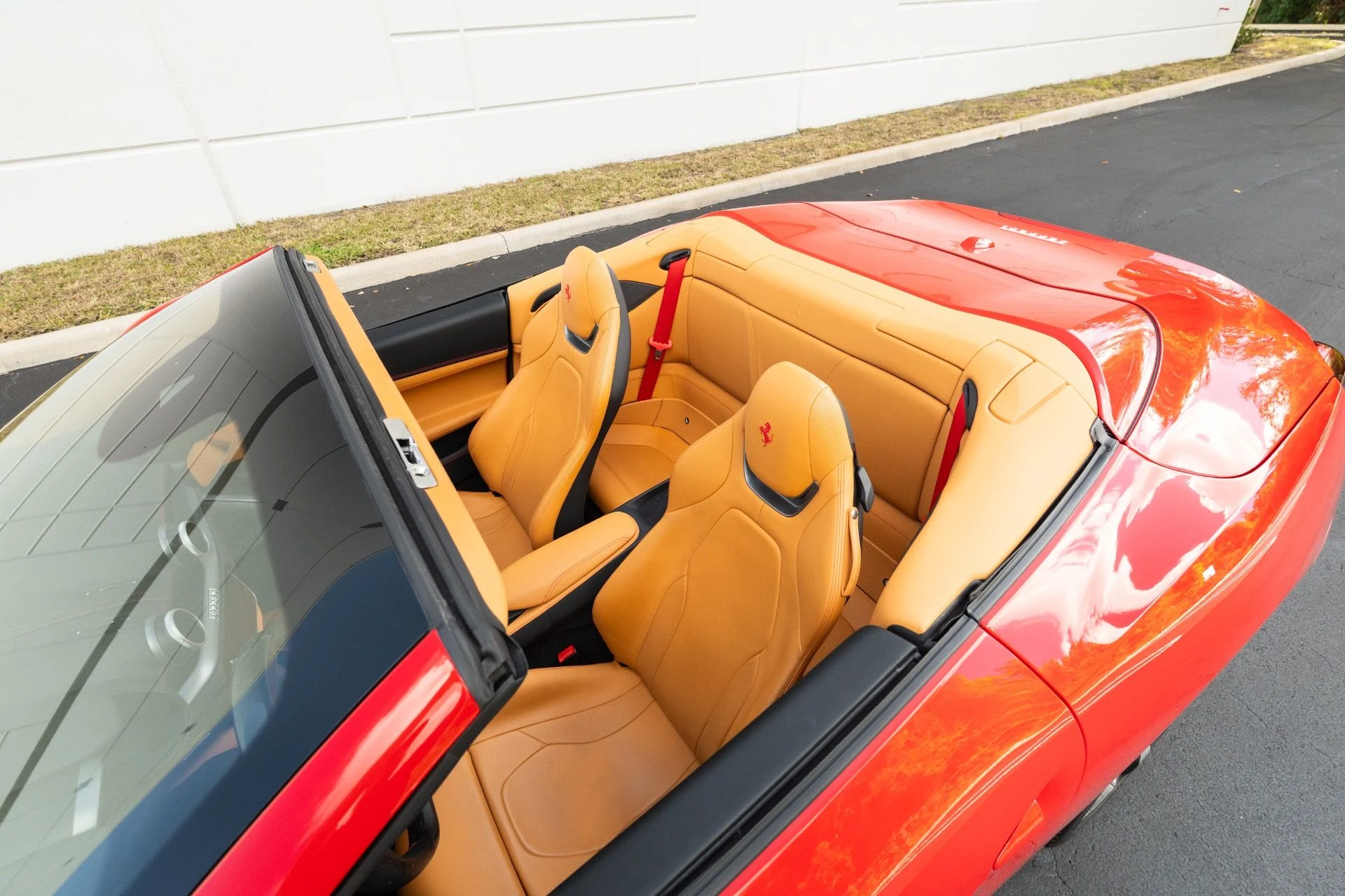 mph076_1620223906_Used_2023_Ferrari_Portofino_M_1770869852_2dc9ba2974