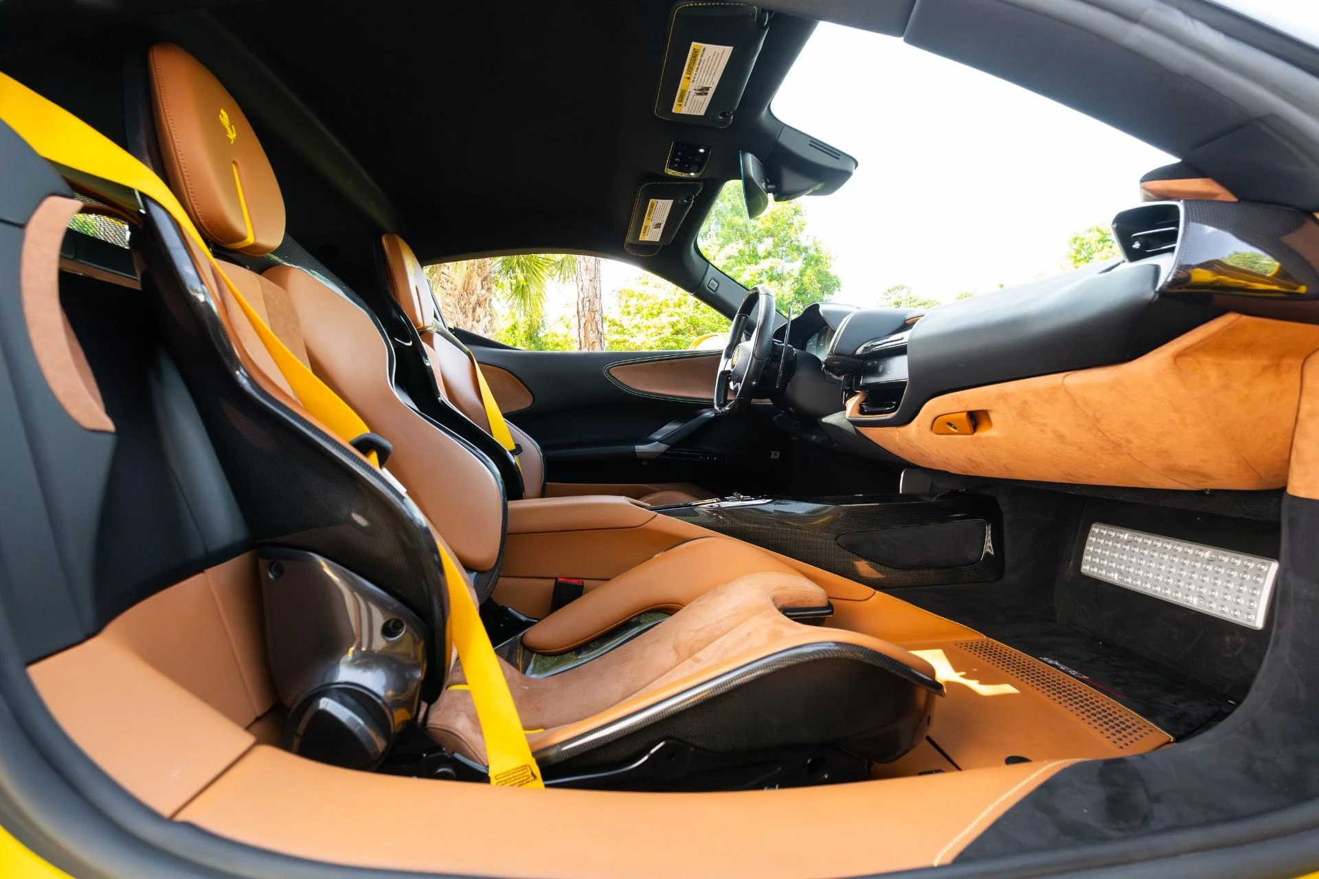 mph076_1623267539_Used_2021_Ferrari_SF_90_Stradale_1779339411_ce8964bf4b