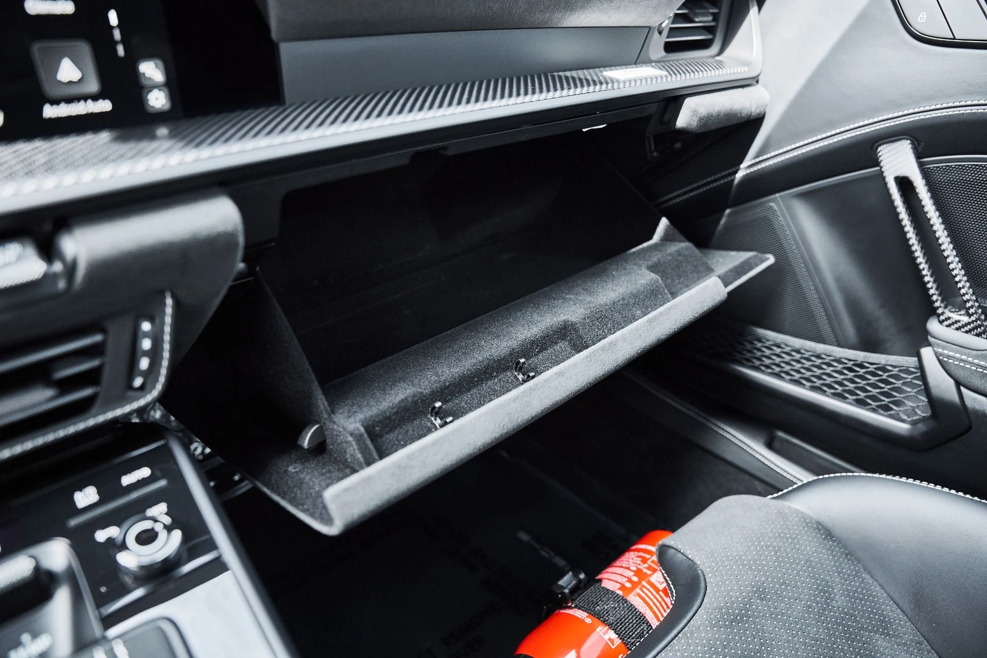 mph076_162518022_Used_2025_Porsche_911_GT_3_1775332978_fe595eea9e