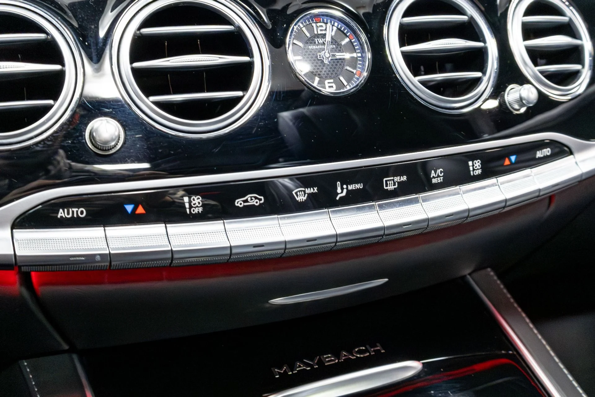 mph076_1862566228_Used_2020_Mercedes_Benz_S_Class_Maybach_S_650_1778195689_6b2040e5c5