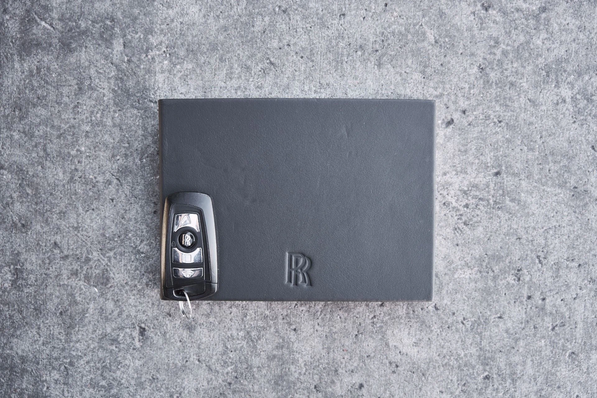 mph076_1920586618_Used_2015_Rolls_Royce_Wraith_1770669939_9278e87693