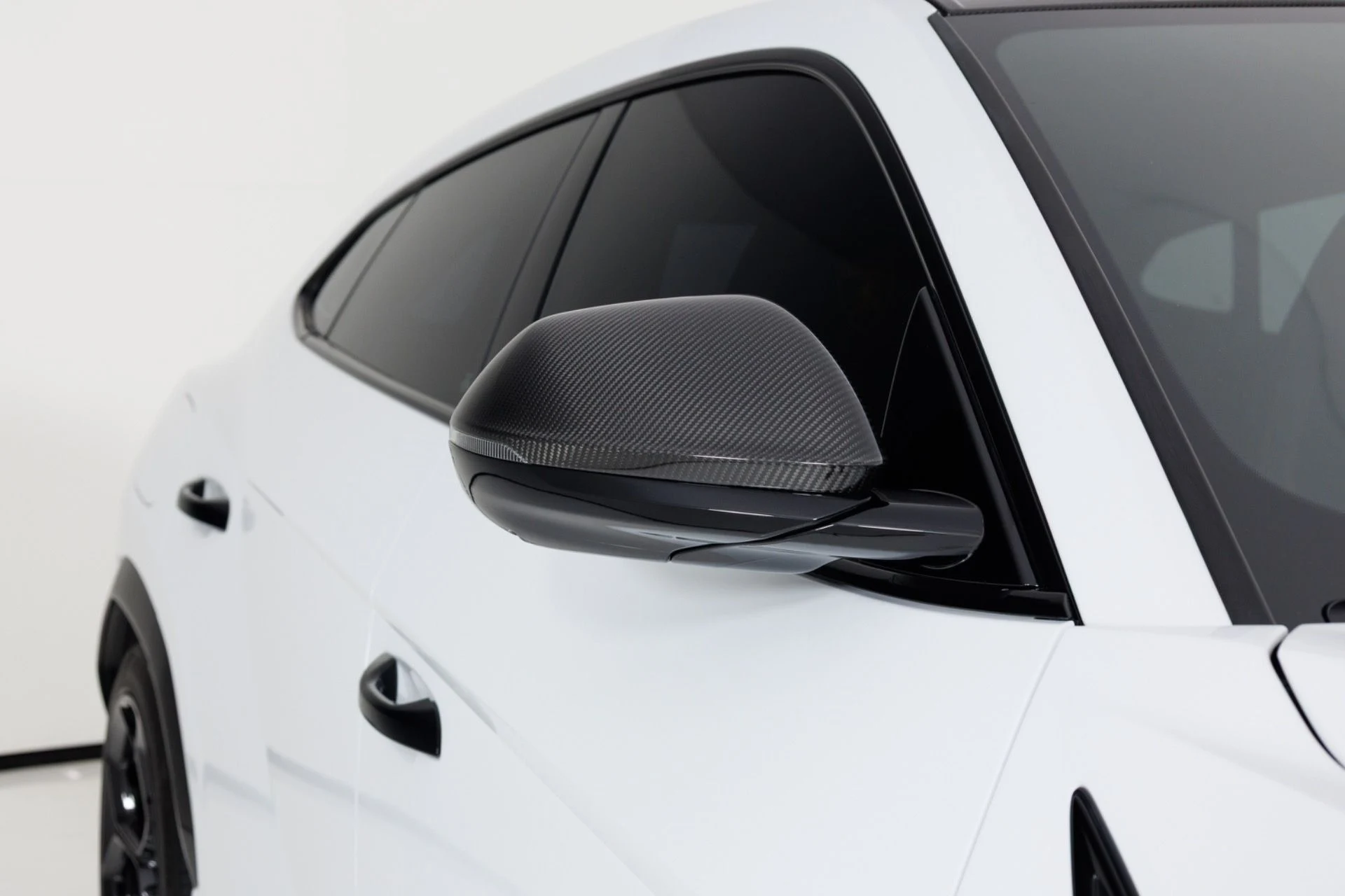 mph076_1961979309_Used_2024_Lamborghini_Urus_Performante_1780601155_721009c3a0