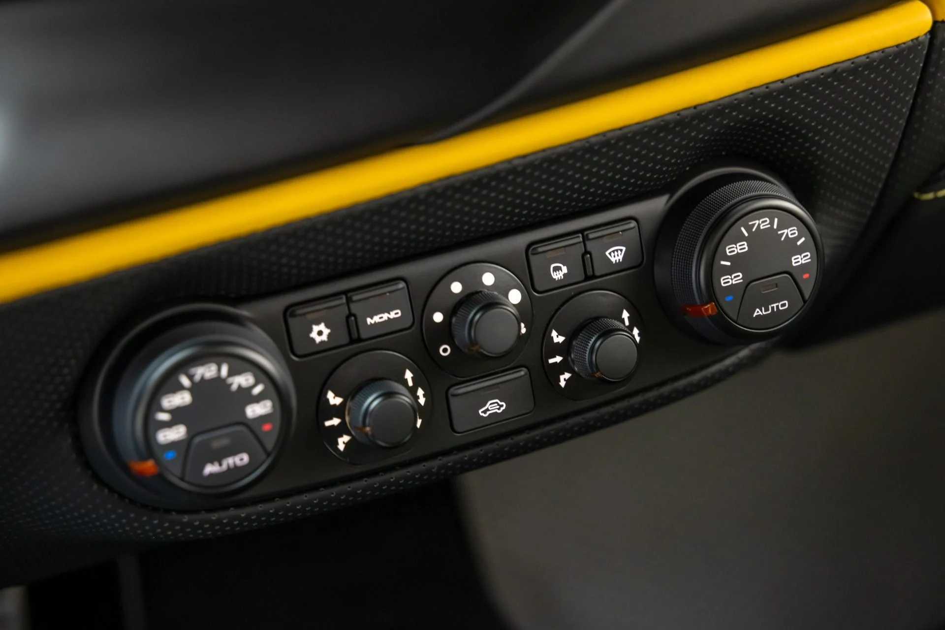 mph076_2040663392_13163_p77_l_0753d19745