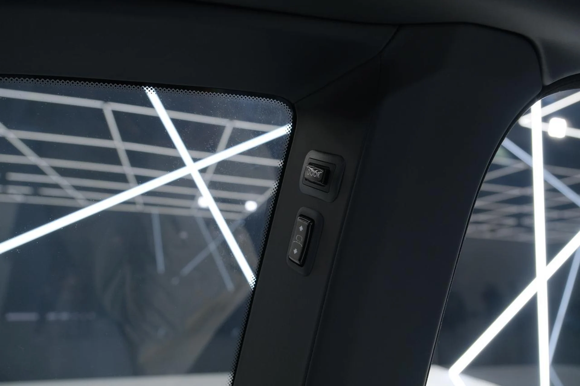 mph076_2055777775_b316a1fdd4db58b7e24d65fb2e8df3ba_373ccc2108