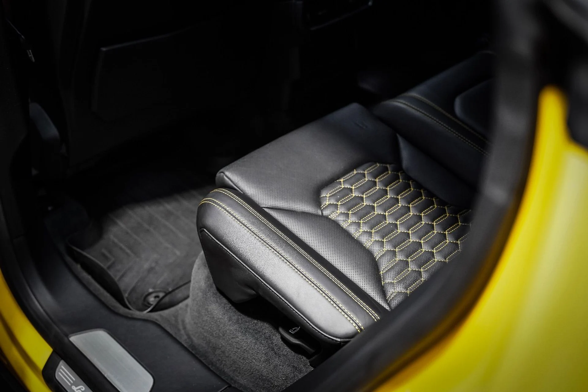 mph076_2104797774_37414663_04135_2020_lamborghini_urus_067_7cca978e02