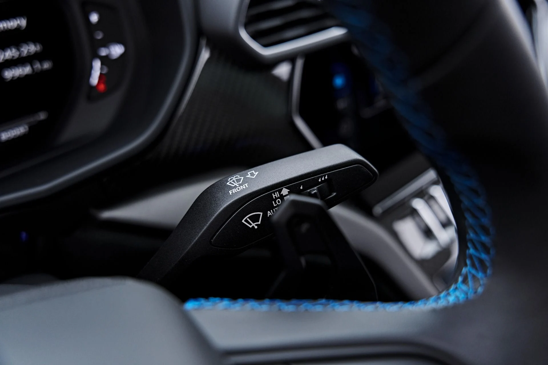 mph076_2135585429_Used_2023_Lamborghini_Urus_Performante_1790208933_2d772ba901