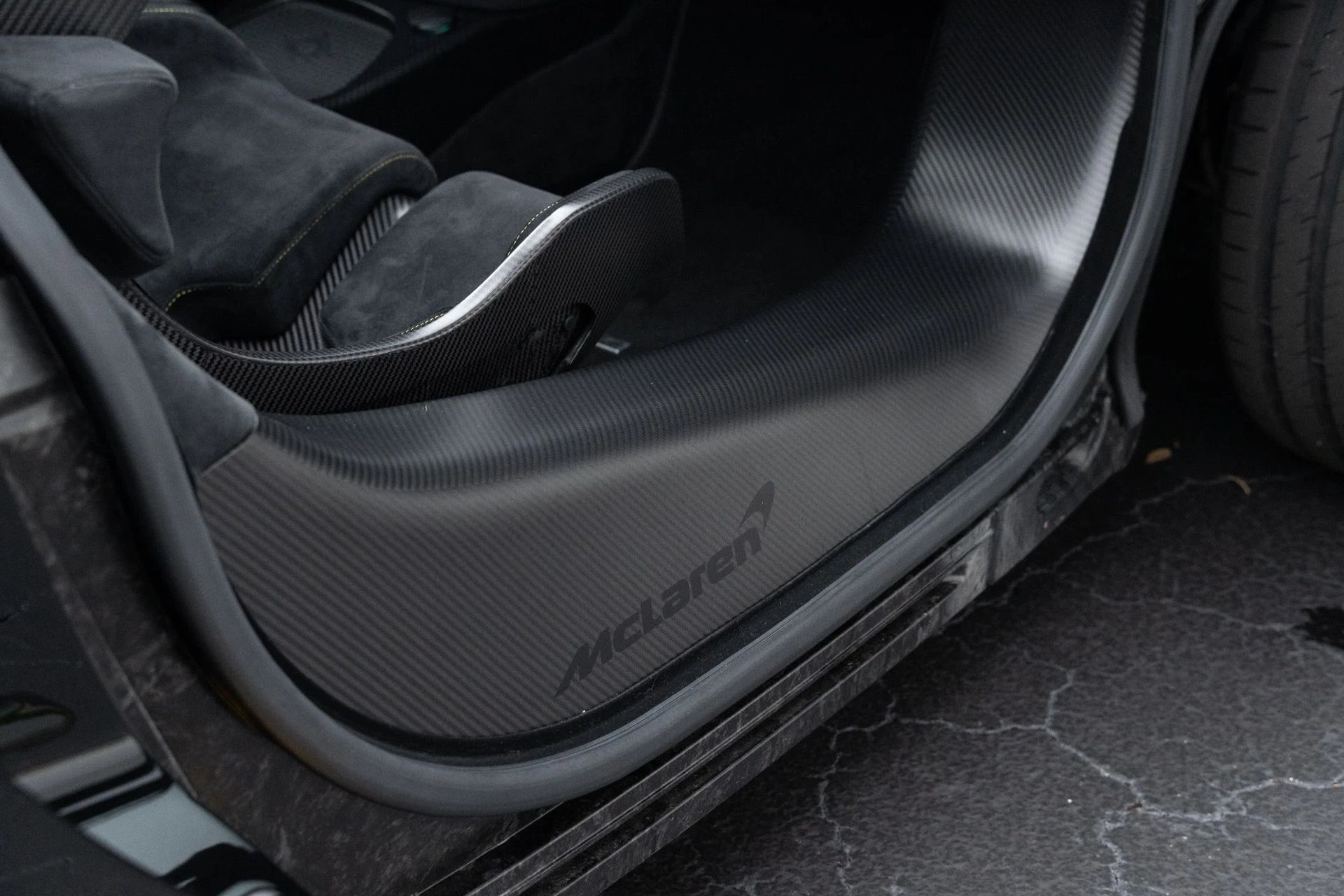 mph076_2305568432_Used_2019_Mc_Laren_Senna_1775186462_82d066ca5d