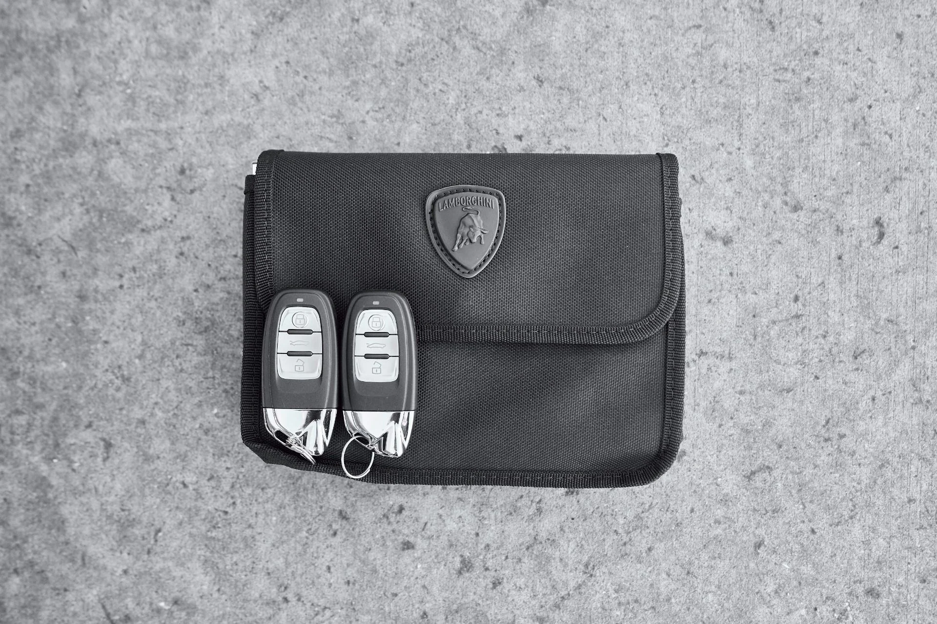 mph076_2316576993_Used_2023_Lamborghini_Huracan_Base_1764123685_c094e9d5c6