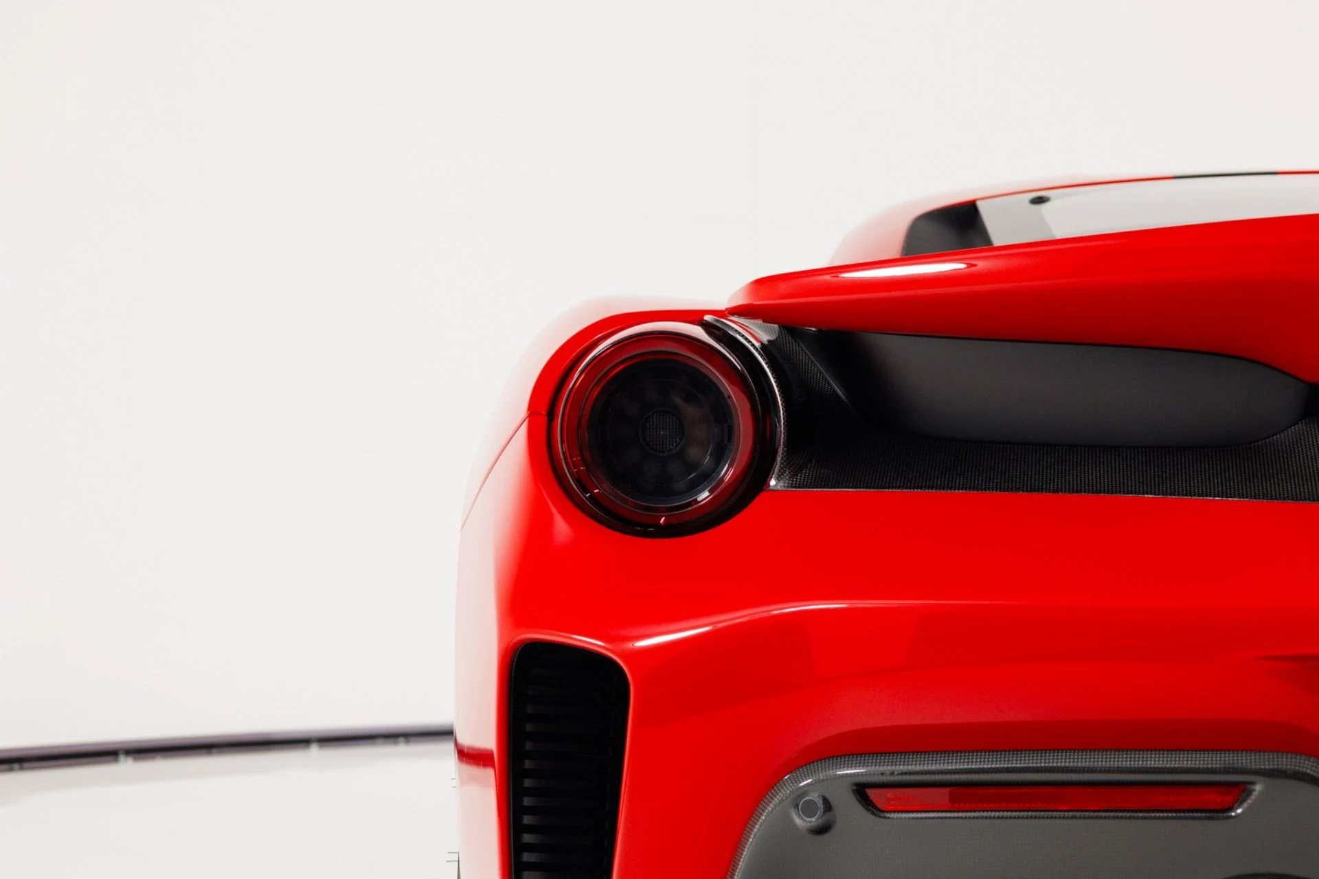 mph076_23998361_Used_2020_Ferrari_488_Pista_1774991865_9fcf170715