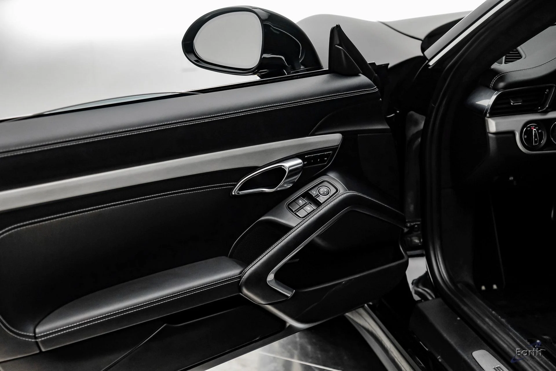 mph076_2524010850_aaa81cc84c0684857bdb03bb5021da41x_4dd929817b