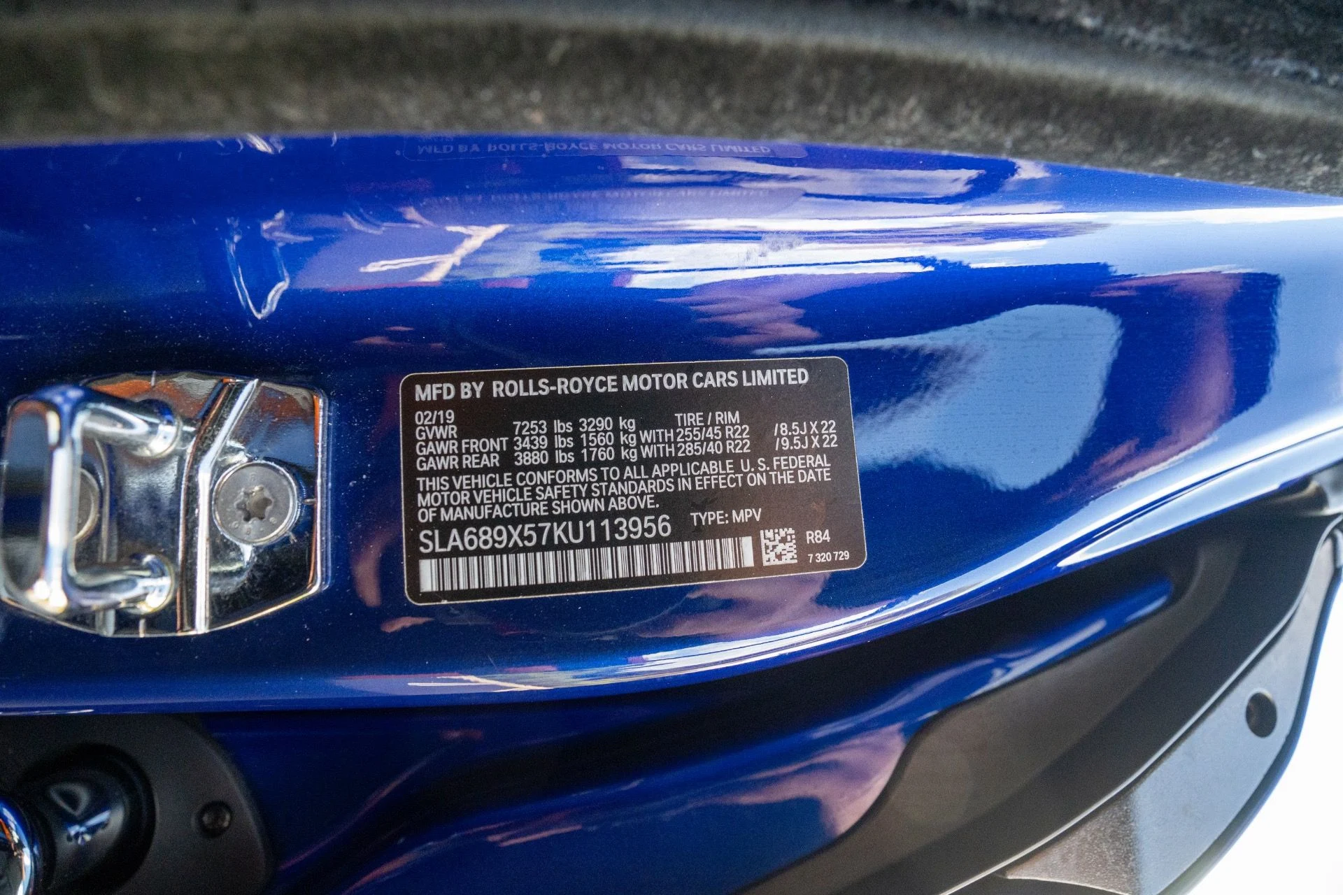 mph076_2710547001_Used_2019_Rolls_Royce_Cullinan_1764189669_88e060819d