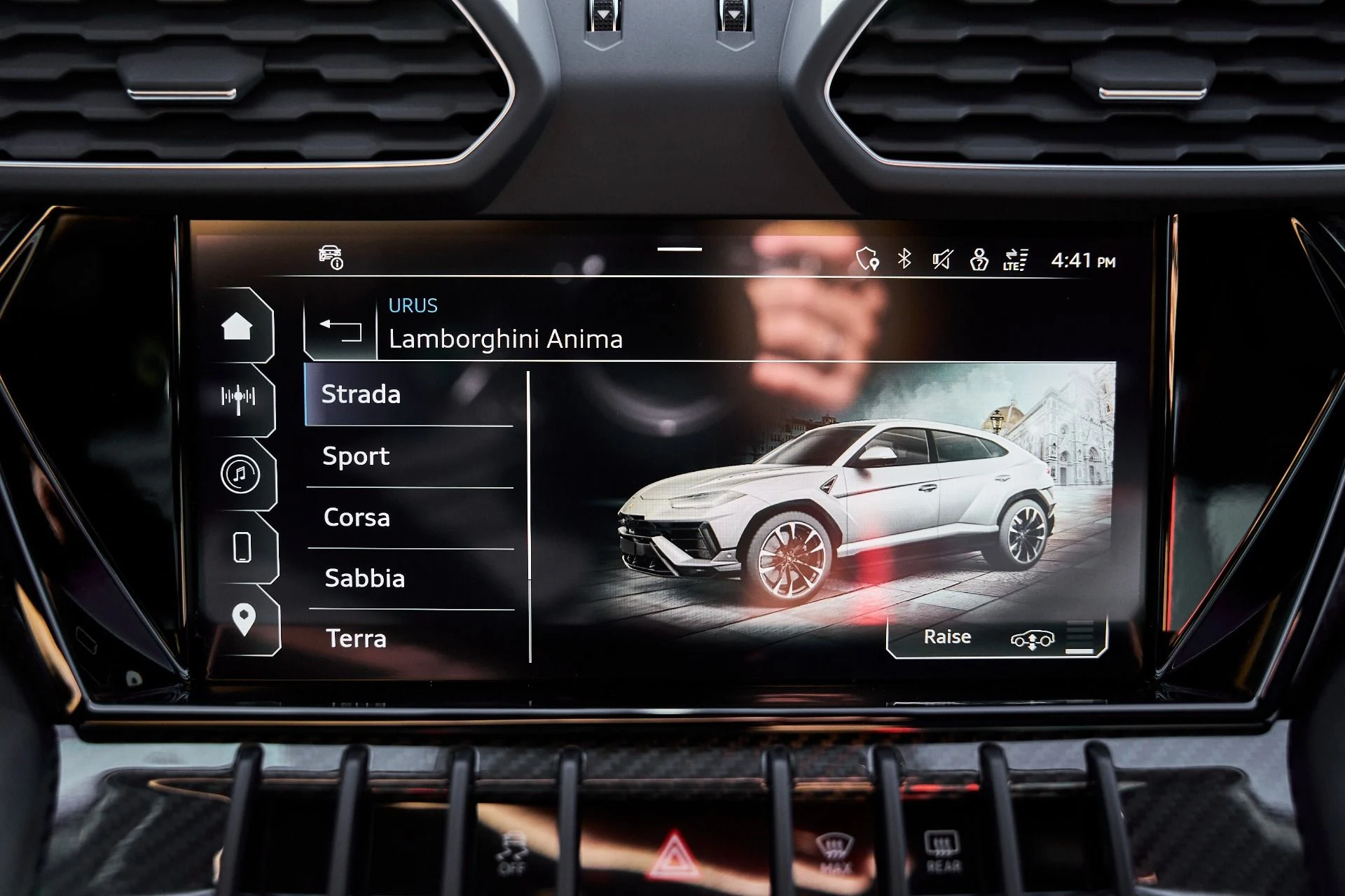 mph076_2770306730_Used_2024_Lamborghini_Urus_S_1779209131_971d62061d