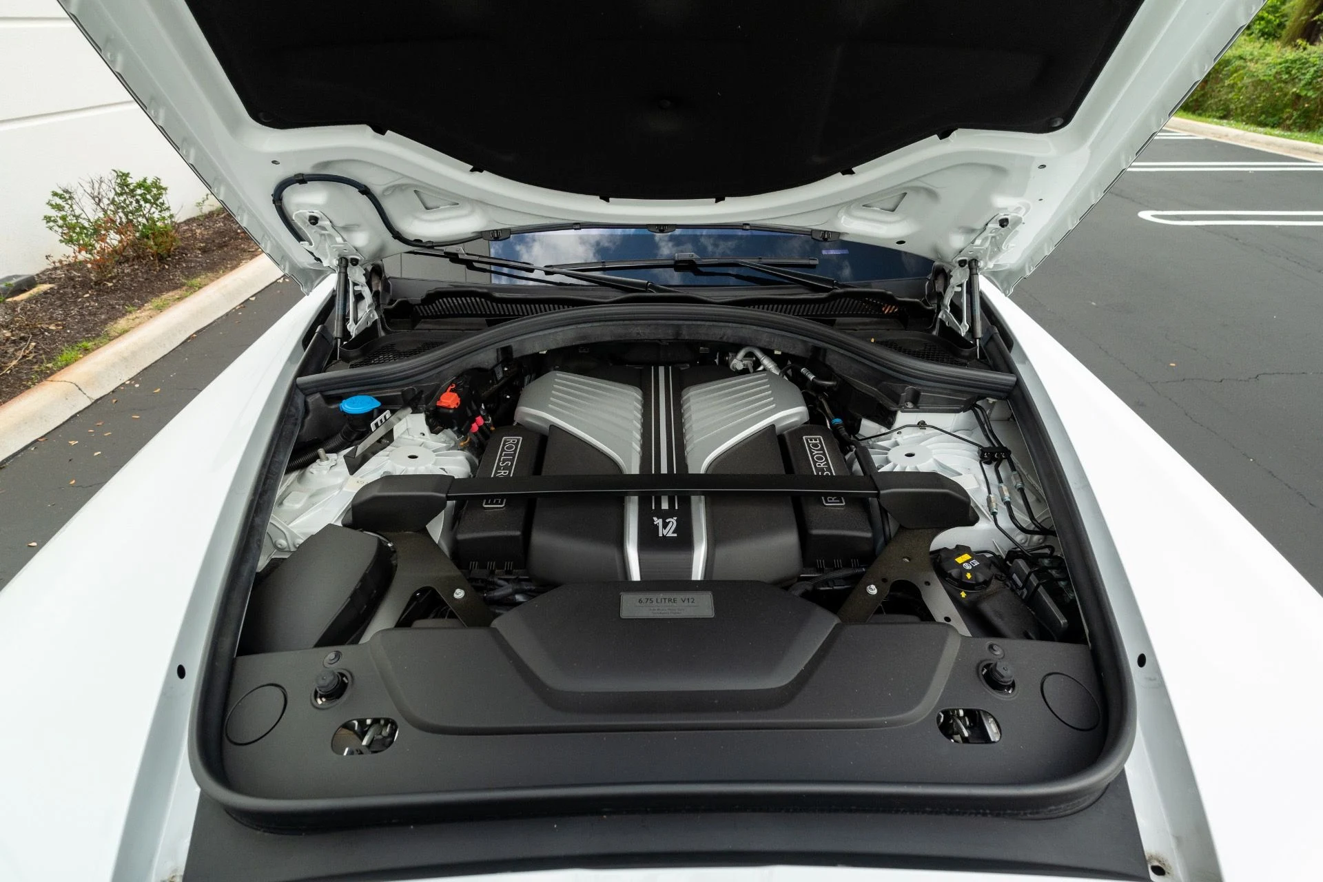 mph076_2817121287_Used_2023_Rolls_Royce_Cullinan_1766776442_80d224a470