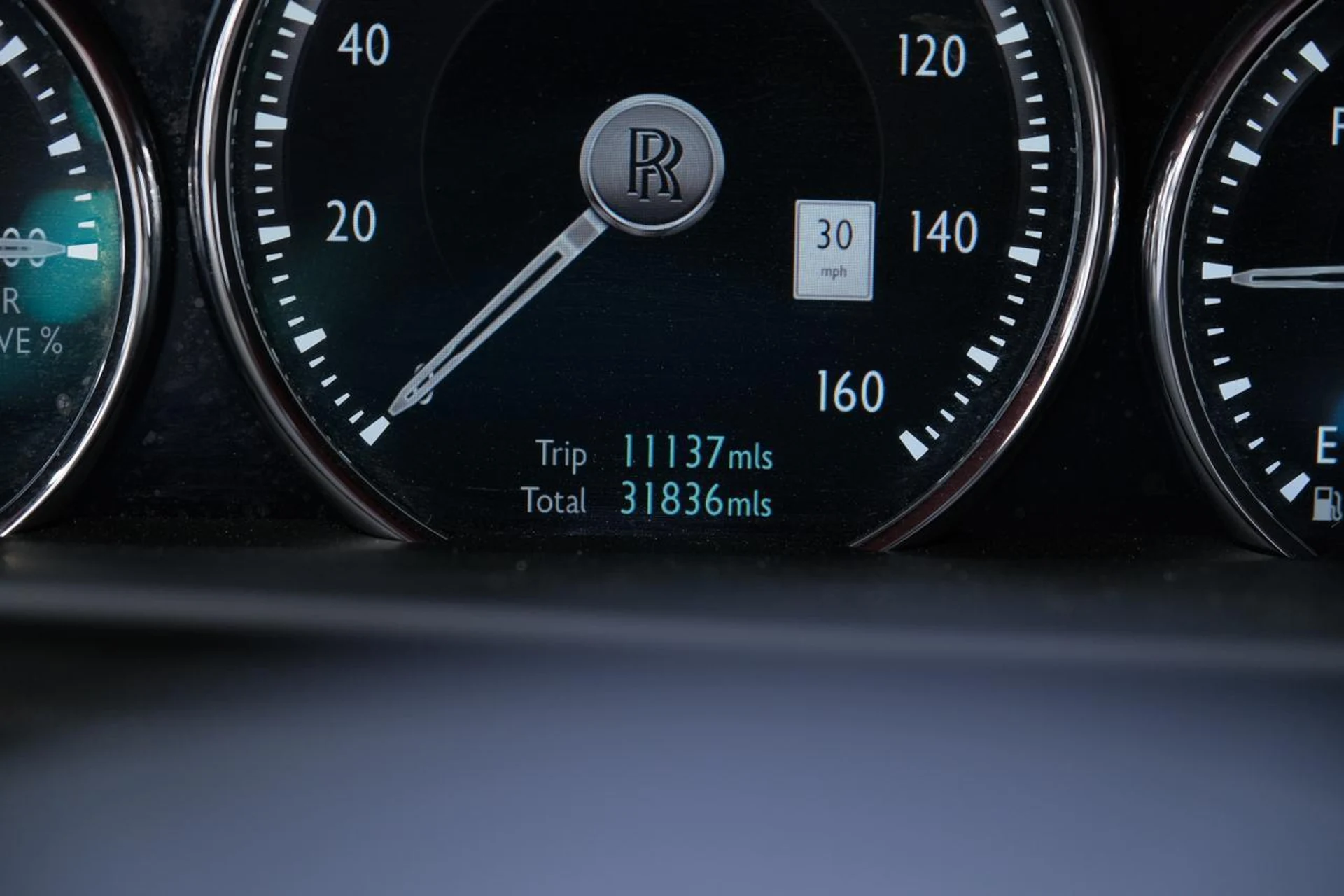 mph076_2839187865_61997f1f92aeff3cf1ccd8d972d198d1_629cfc1b84