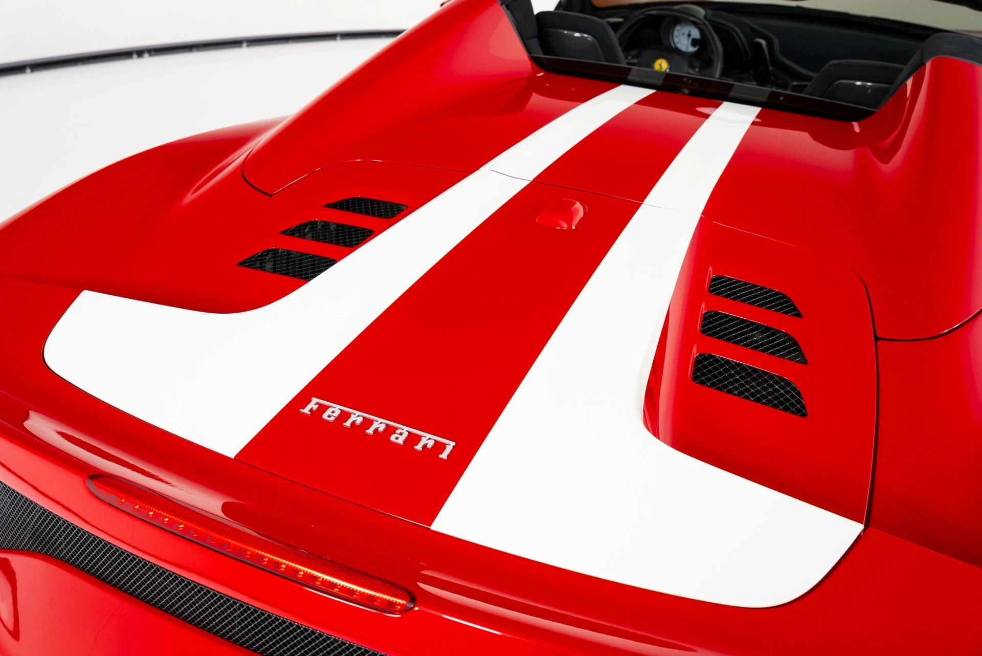 mph076_2854857185_Used_2015_Ferrari_458_Speciale_Aperta_1760122902_c0c2faf9c0