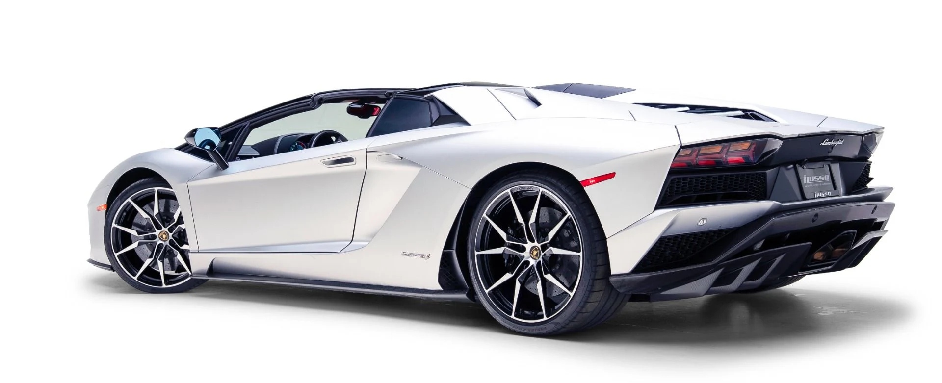 mph076_2863642190_Used_2018_Lamborghini_Aventador_Roadster_LP_740_4_S_1779296863_9e2d1a567d