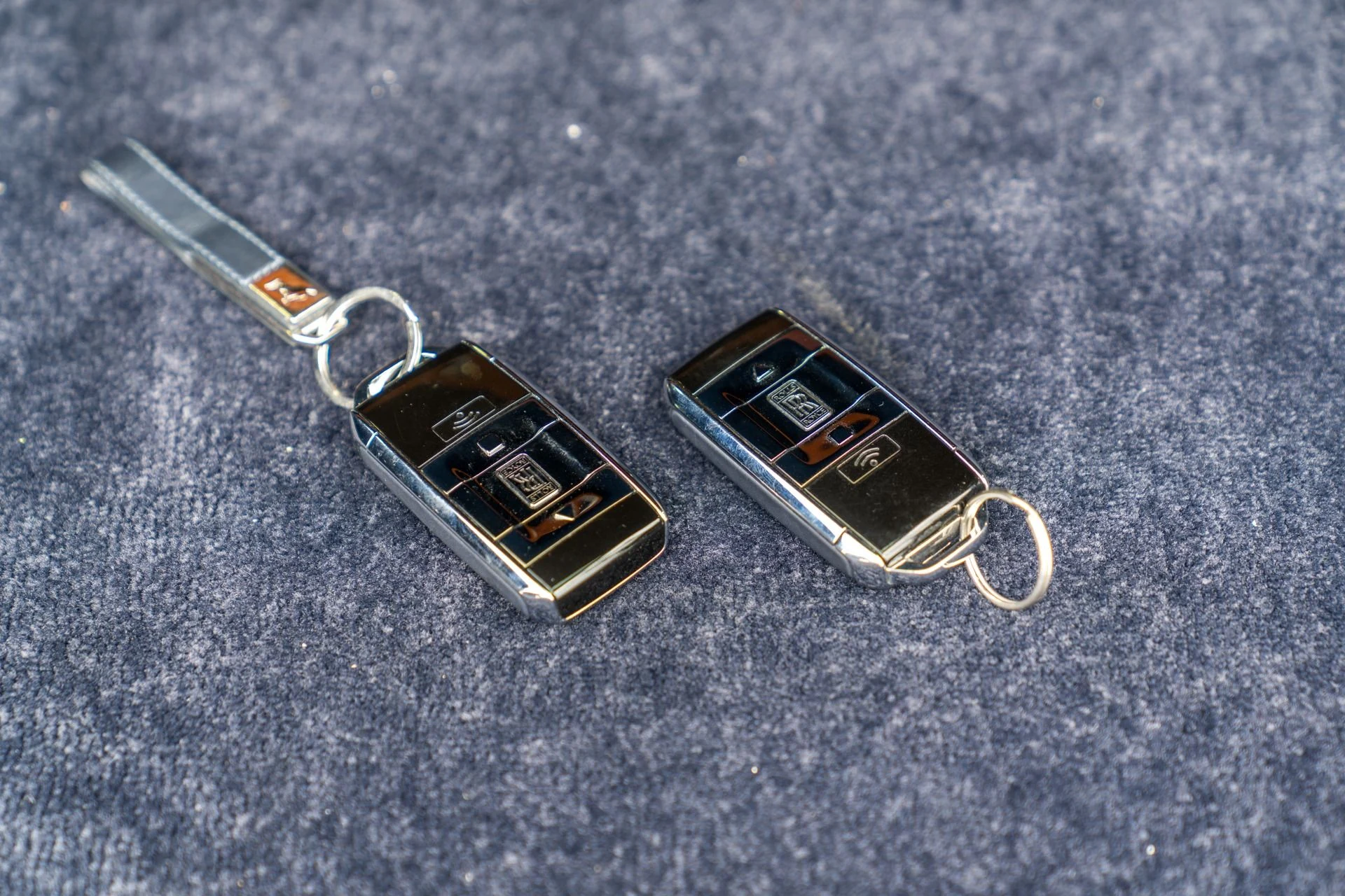 mph076_2881437234_Used_2023_Rolls_Royce_Black_Badge_Cullinan_1772494400_d0388af443