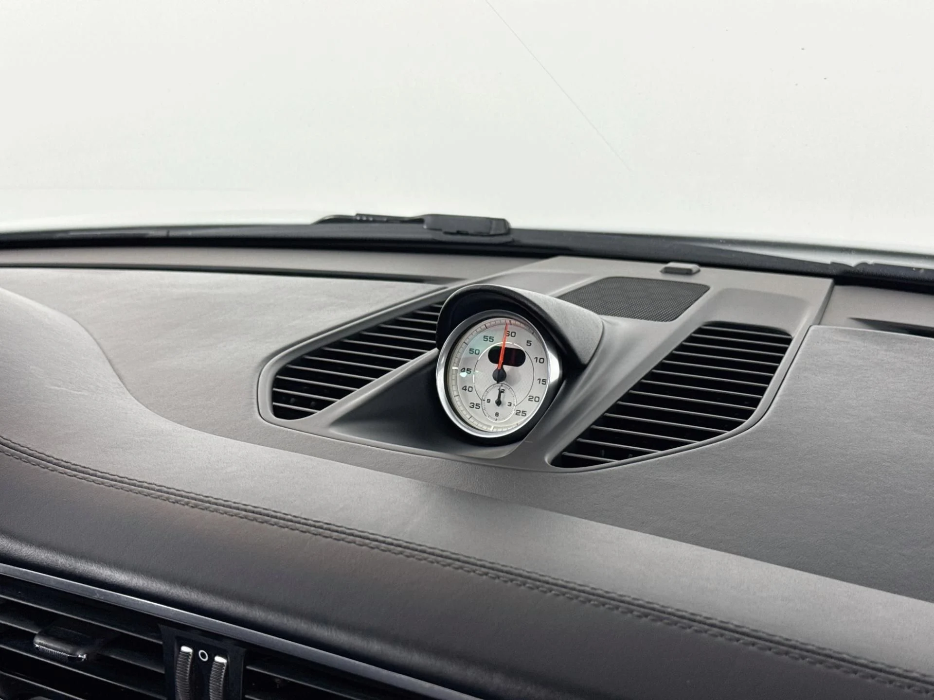 mph076_2903787485_Used_2014_Porsche_911_Turbo_S_1791570375_c35dfb8151