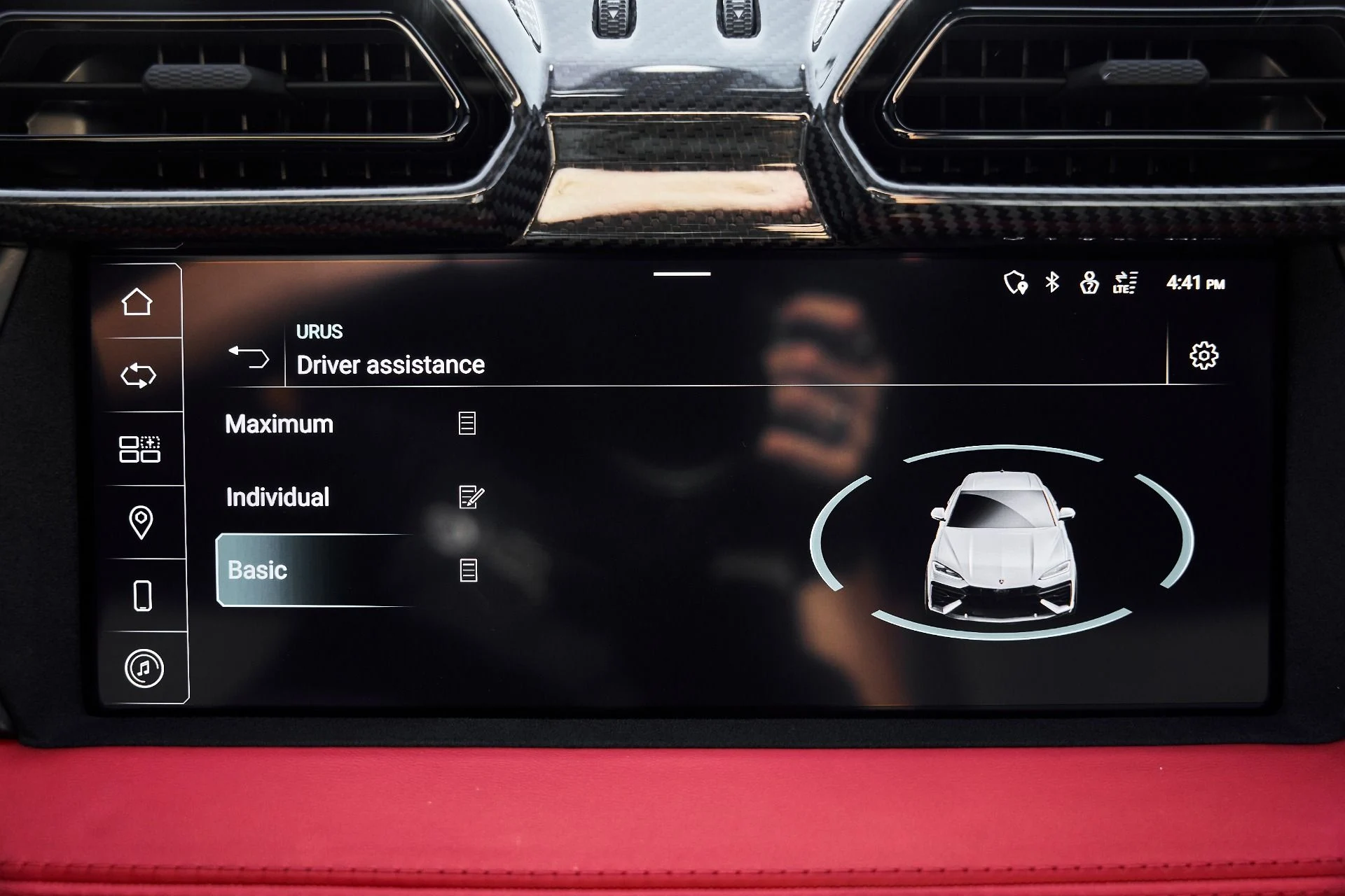 mph076_2999074255_Used_2025_Lamborghini_Urus_SE_1778289295_5f7d15cb85
