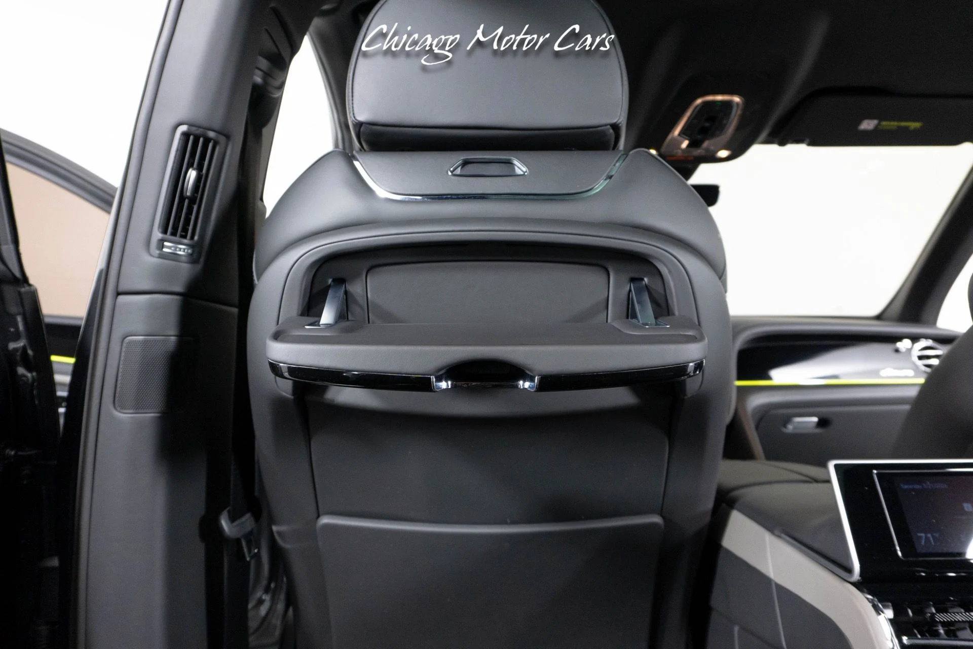 mph076_3033510515_13453_p77_l_1d08938045