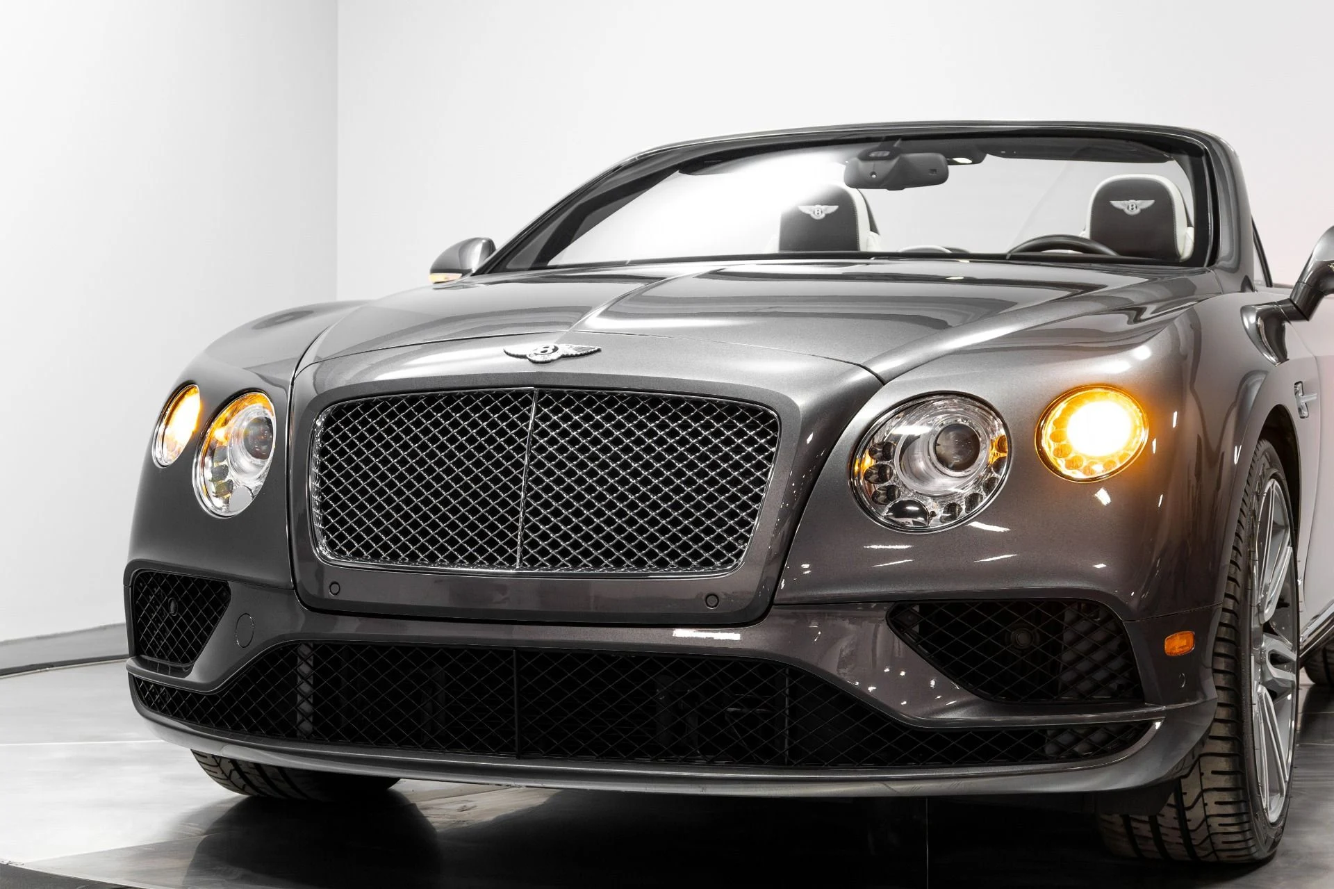 mph076_3156906866_Used_2018_Bentley_Continental_GT_W12_1772672935_e4f5805045