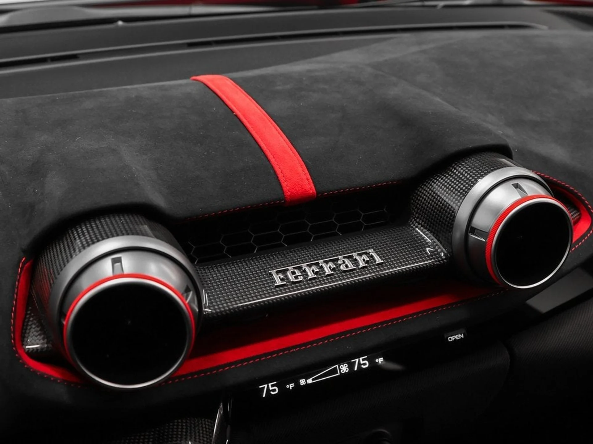 mph076_3195226046_77_3afed73371