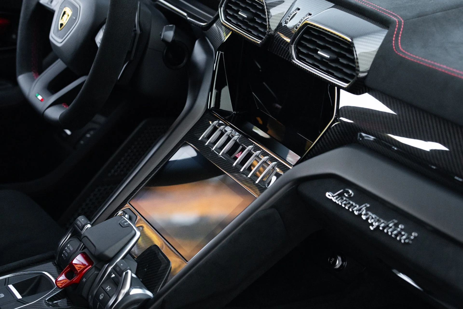 mph076_3220142359_Used_2024_Lamborghini_Urus_Performante_1770940170_8026d147ec