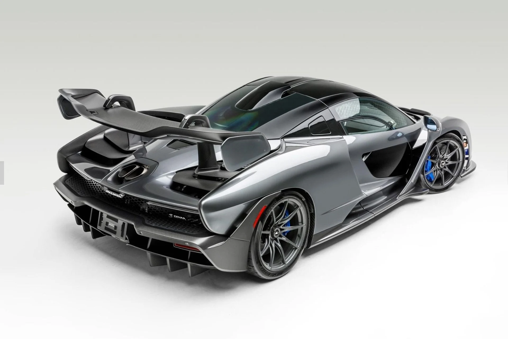 mph076_327571190_12200_p77_l_527017a081