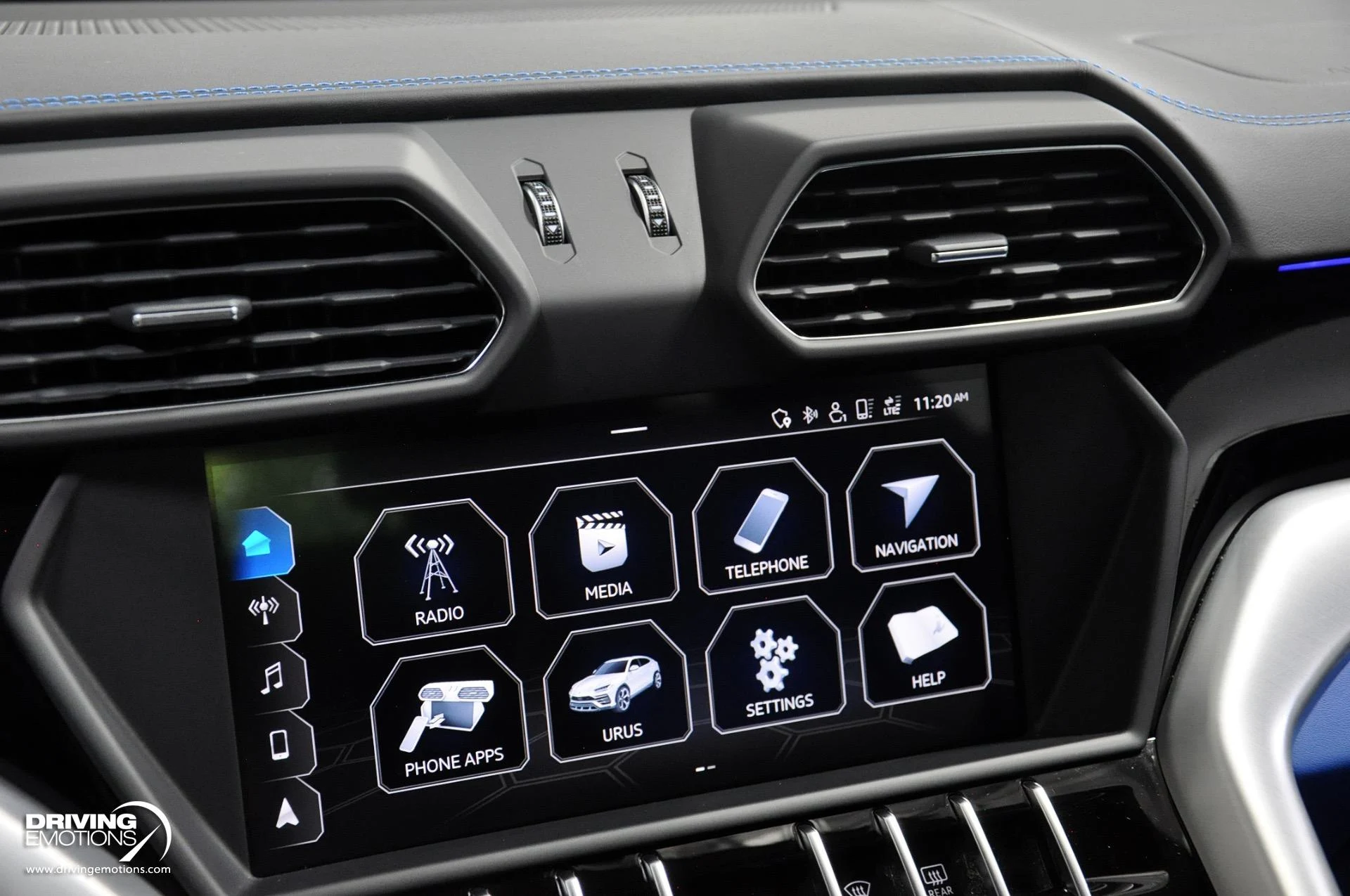 mph076_3363676134_801_p77_l_b3d09b339f