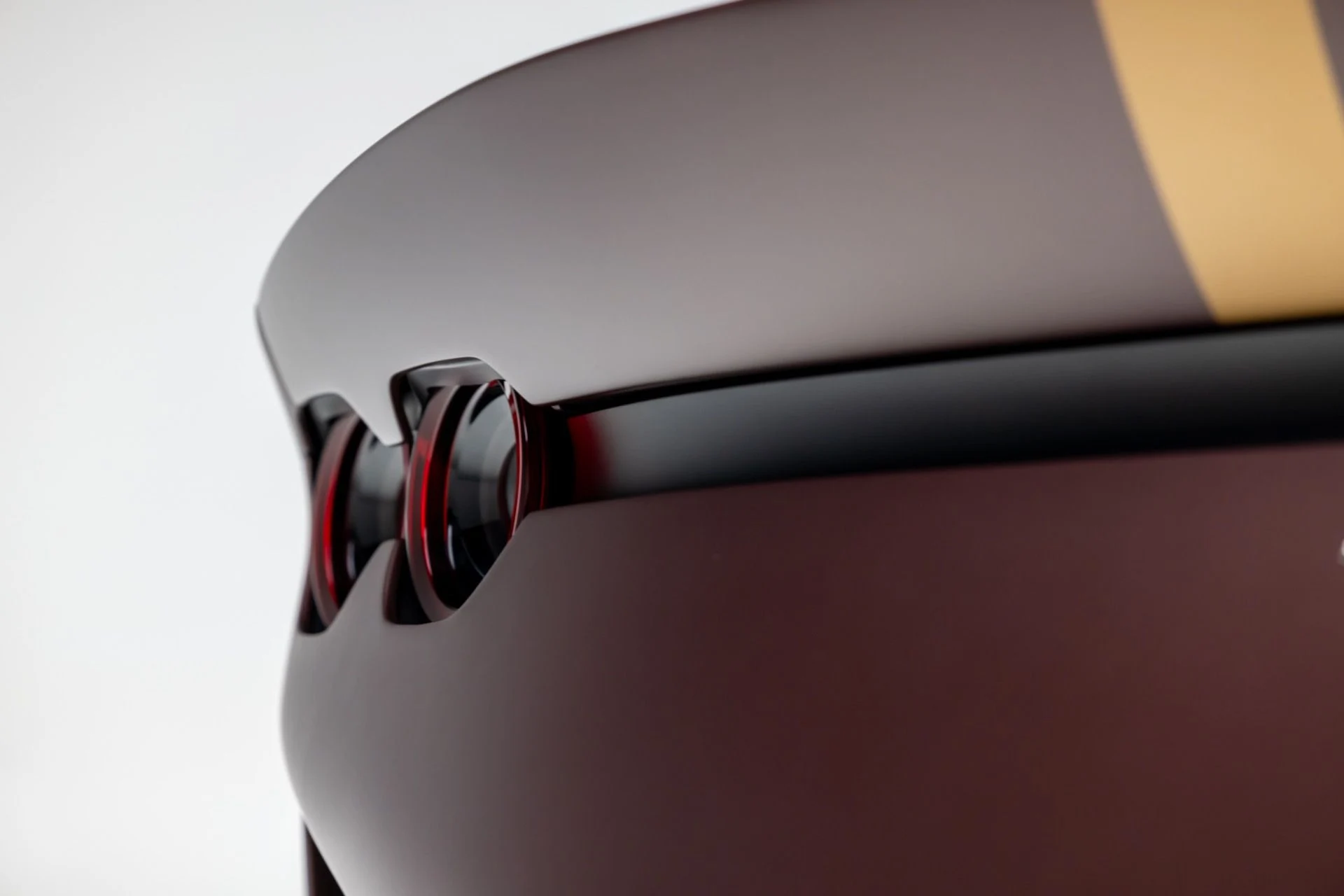 mph076_3366248928_13437_p77_l_69d6c007fa