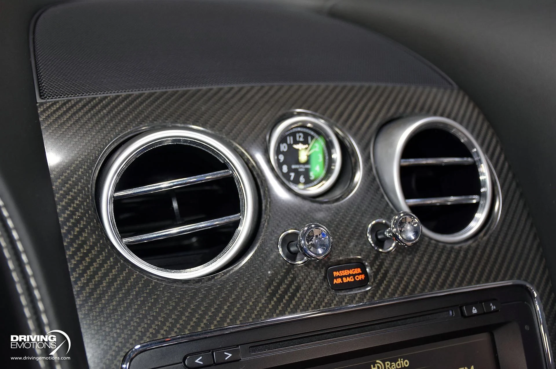 mph076_344564515_871_p77_l_b4093f4b11