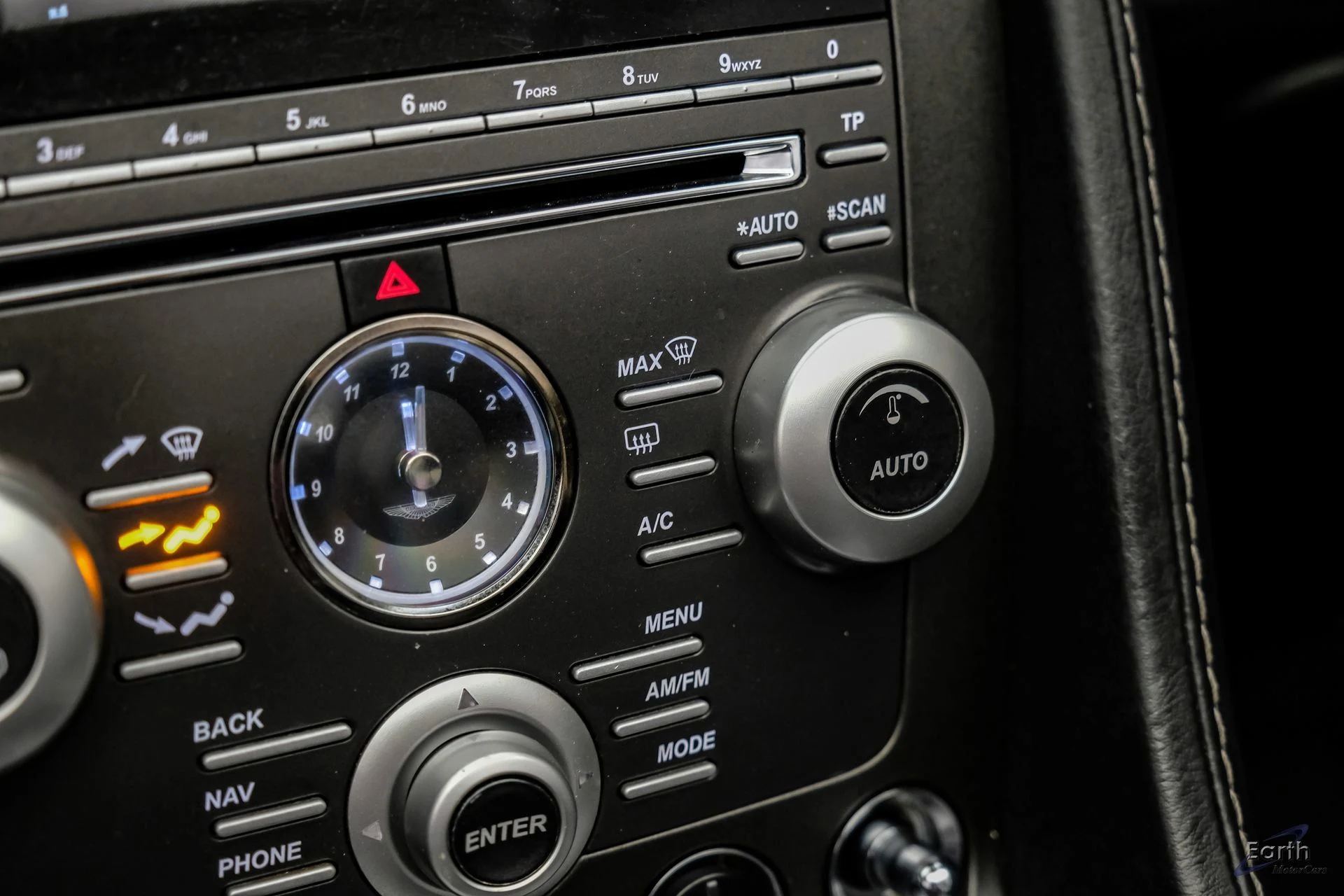 mph076_3453418786_29d984e887c1fe766cda5b7d63f9d302x_1fcbb02870