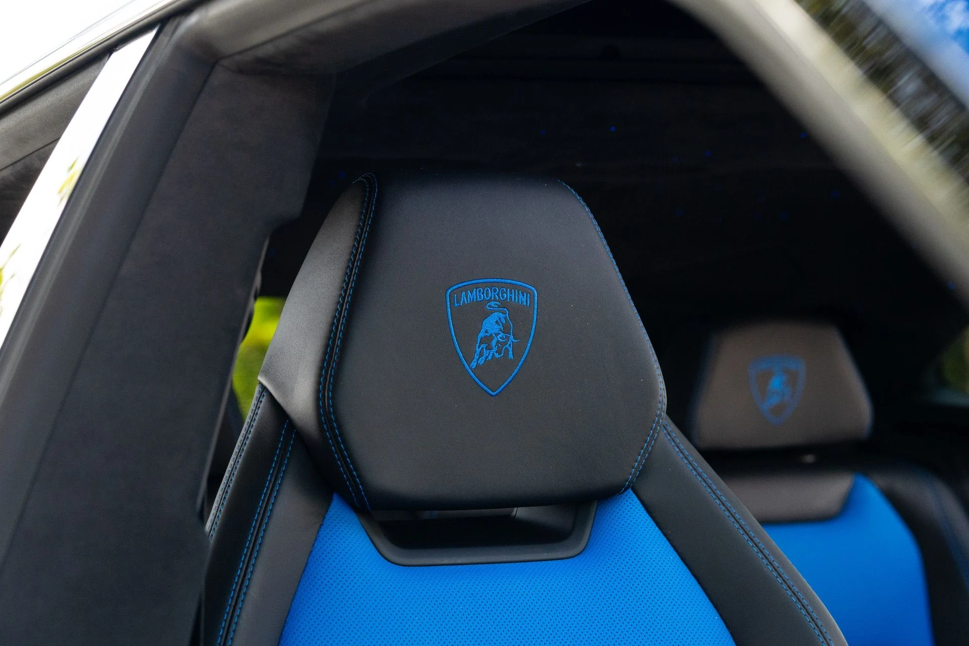 mph076_3493489651_Used_2019_Lamborghini_Urus_1781242066_20b38147ea