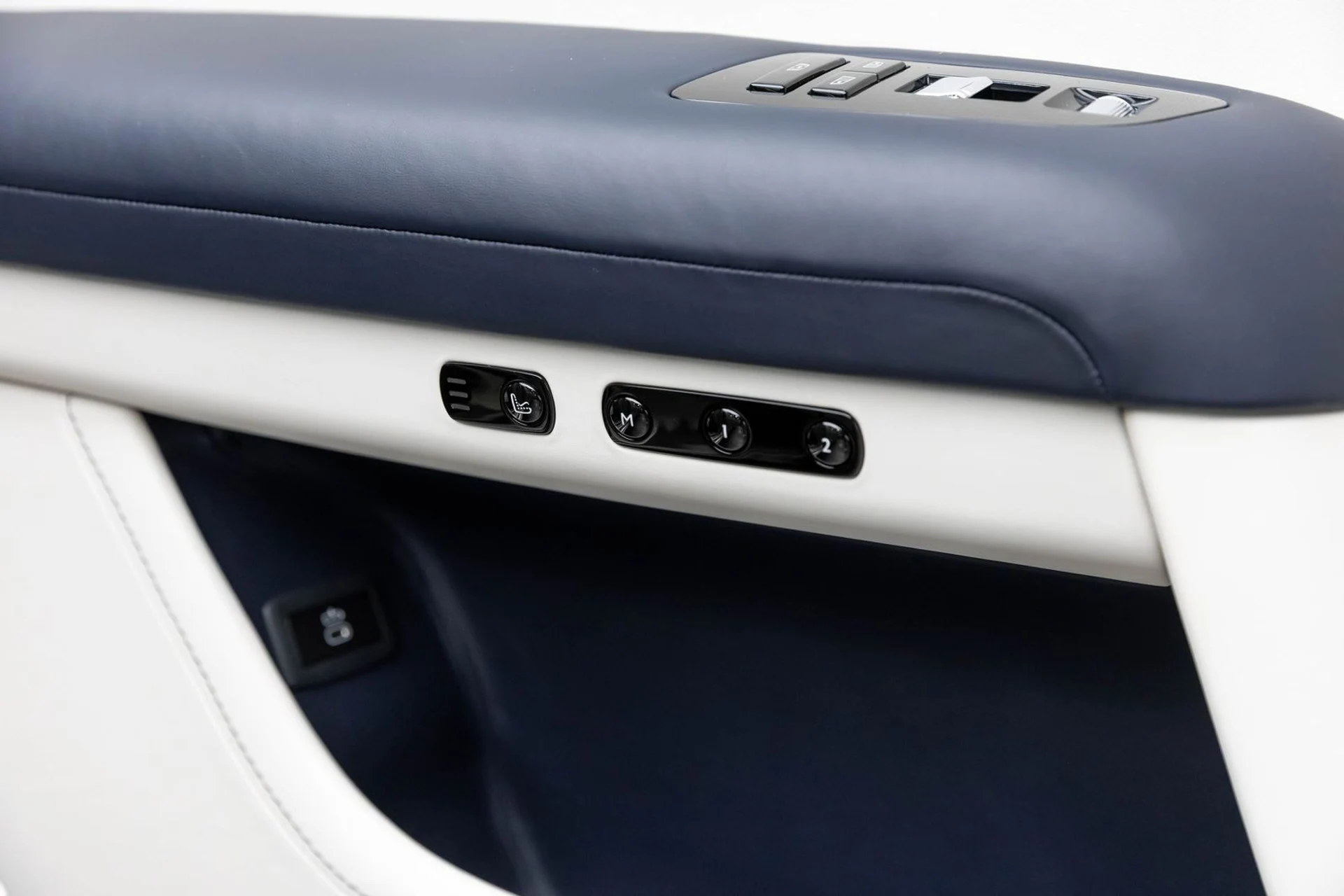 mph076_3654127056_77_290b252b13