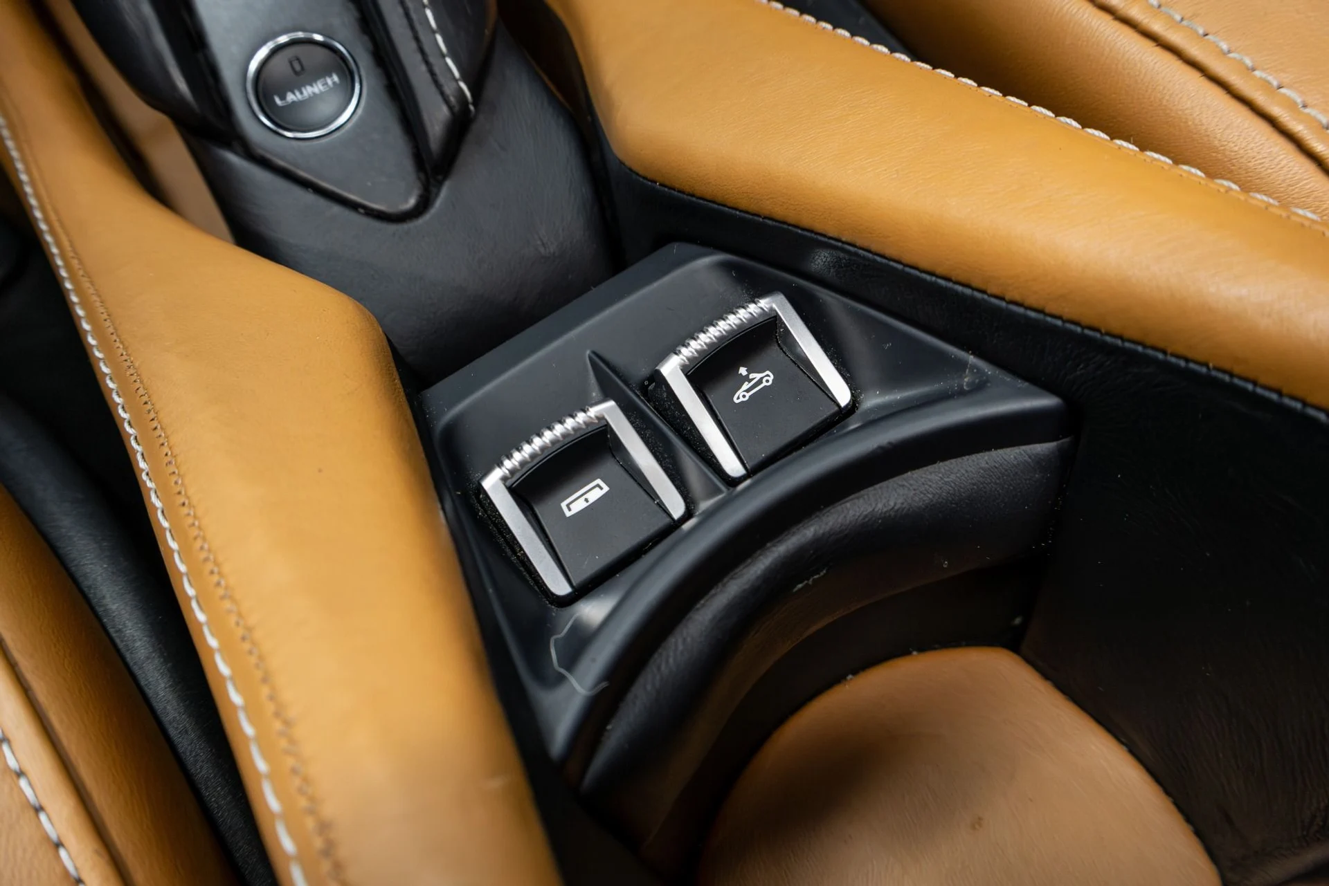 mph076_3738736302_Used_2019_Mc_Laren_720_S_Luxury_1770250296_16c2a2c23d