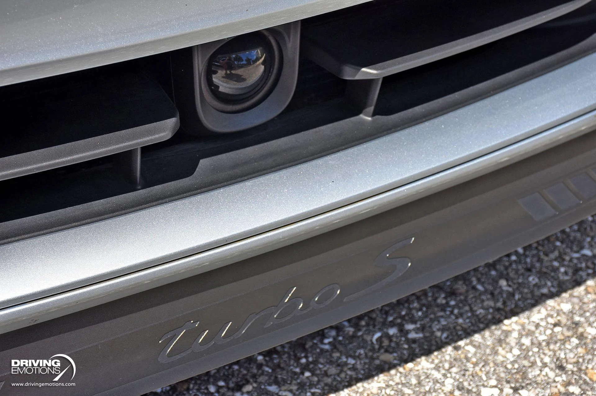 mph076_3768307092_866_p77_l_2f28bce53f