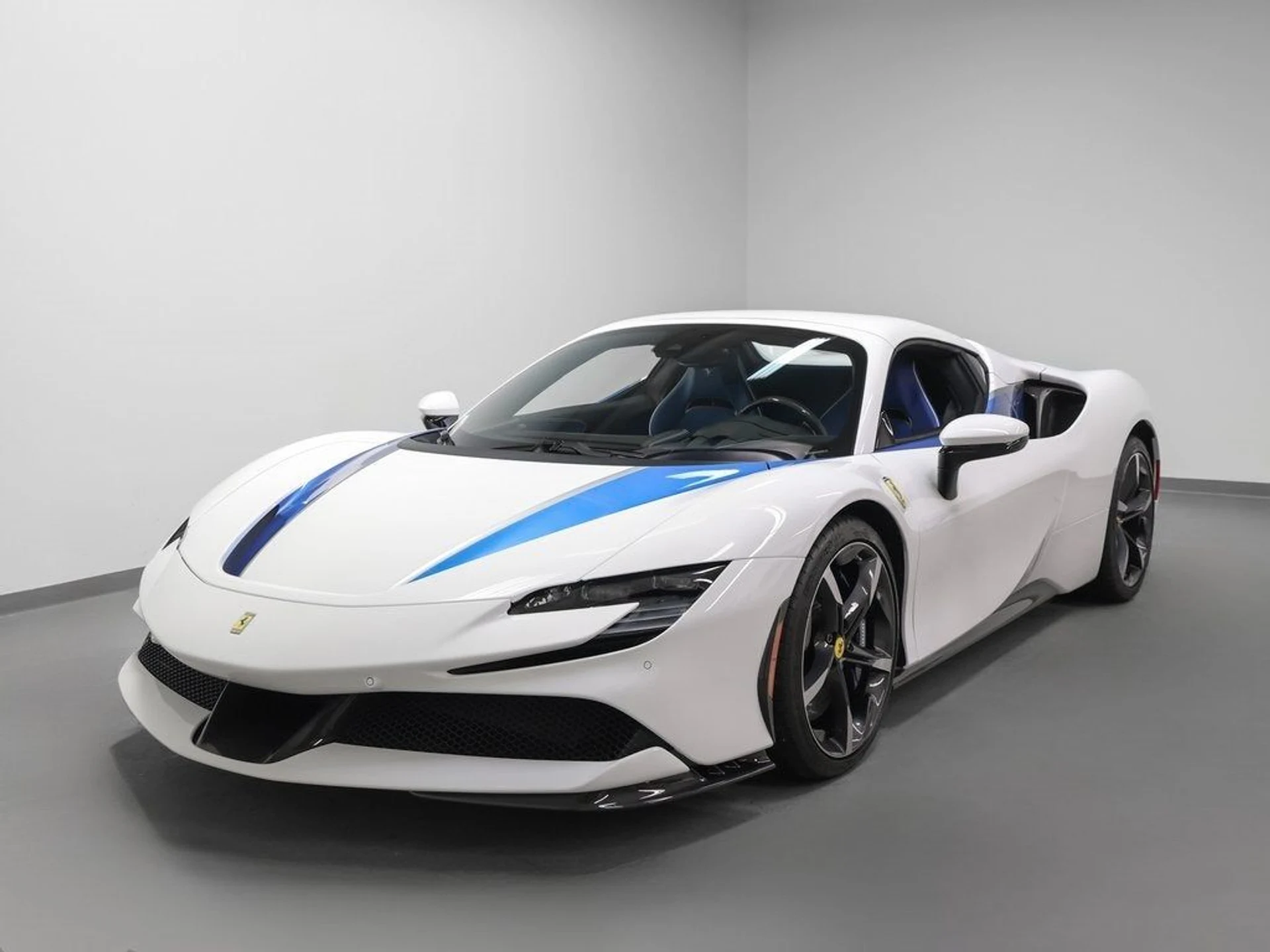 mph076_378797503_77_9e5169b3e6