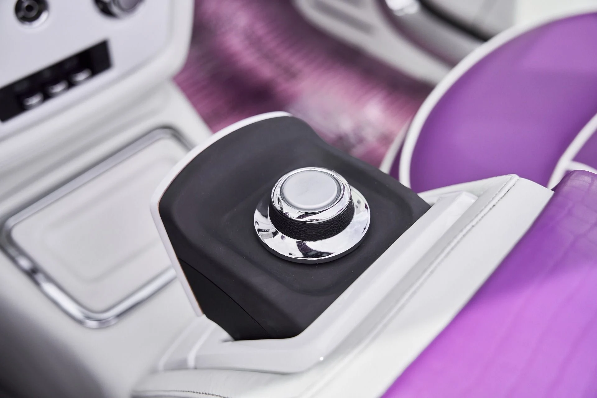 mph076_3859749153_Used_2008_Rolls_Royce_Phantom_Drophead_Coupe_Base_1769136116_527072a89e