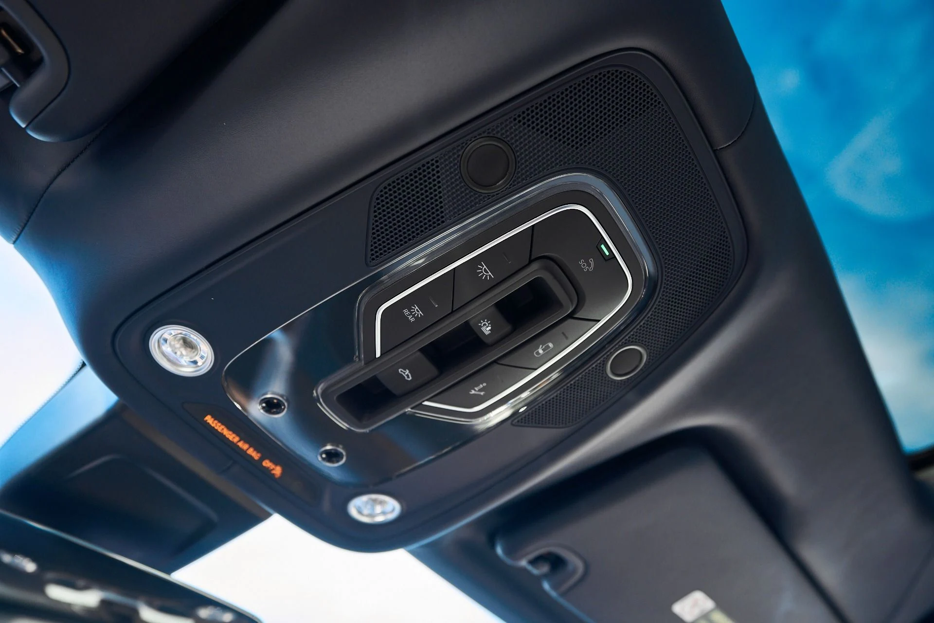 mph076_4014744599_Used_2021_Bentley_Bentayga_V8_1764209099_3a26cdd88f