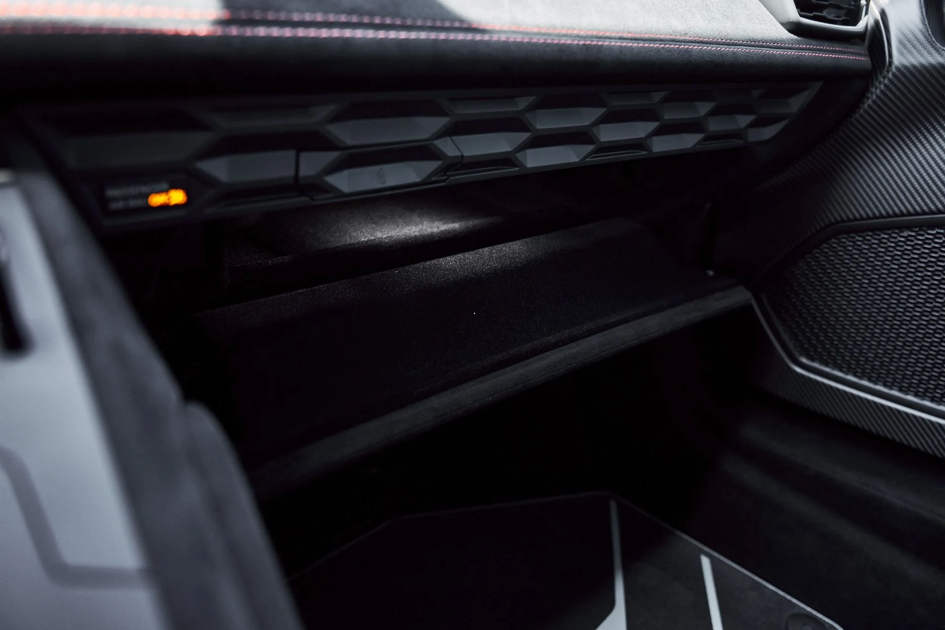 mph076_4077752559_Used_2024_Lamborghini_Huracan_STO_Base_1775782841_433cdacd7c